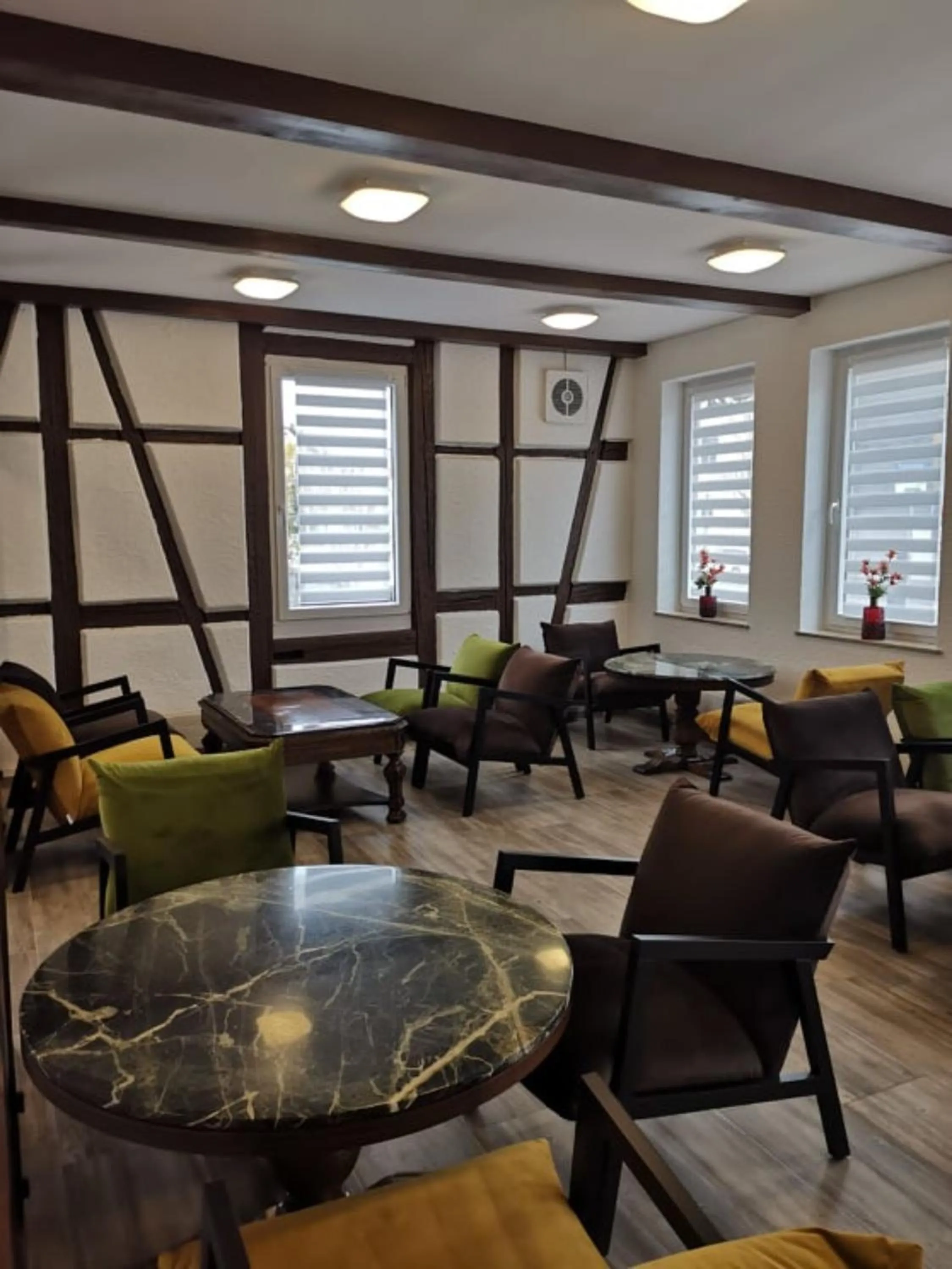 Lobby or reception in Hotel zum Weissen Ochsen