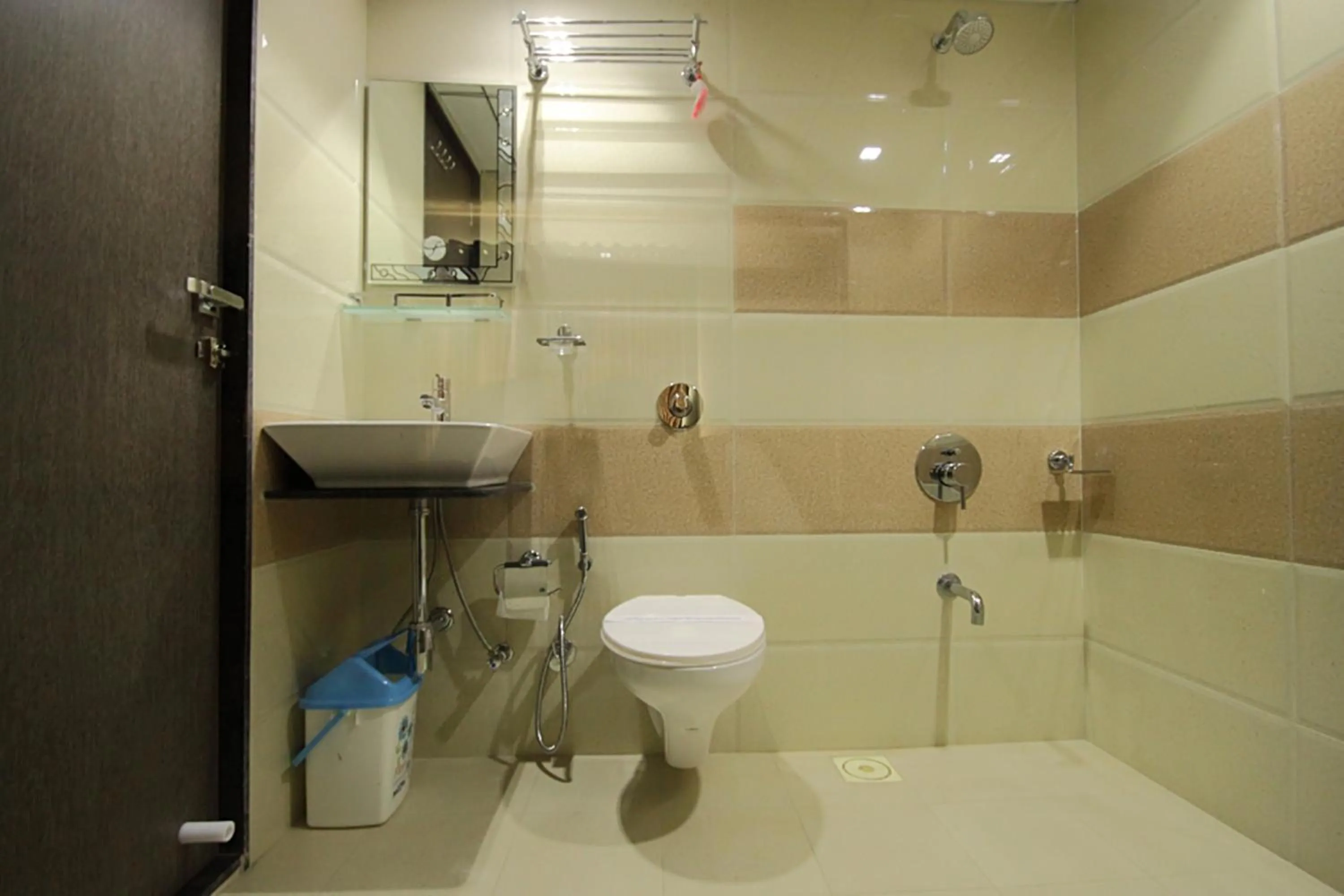 Bathroom in Hotel Flair Inn