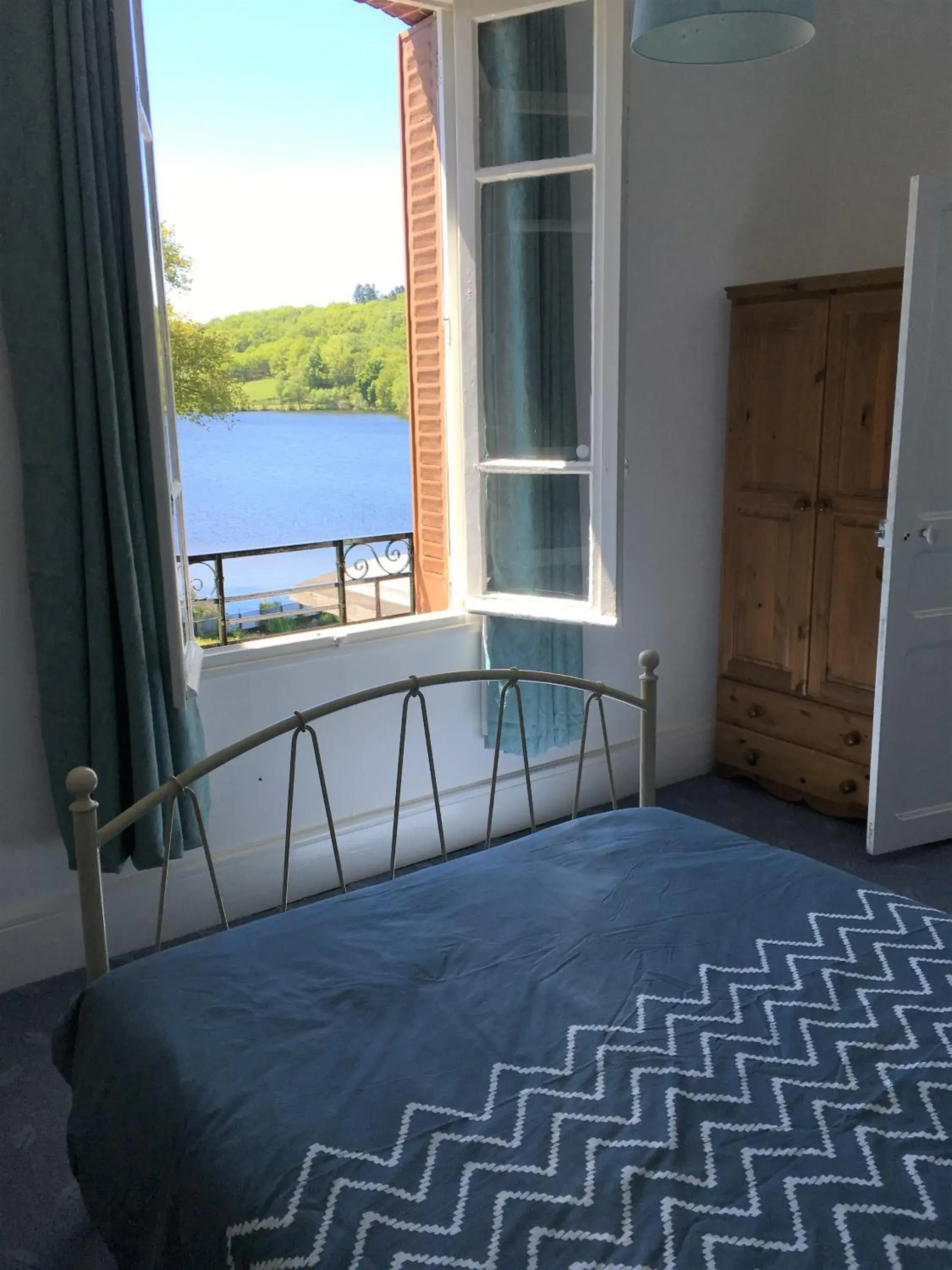 Standard Double Room in Bar Le Lac Standard Double Room in Bar Le Lac