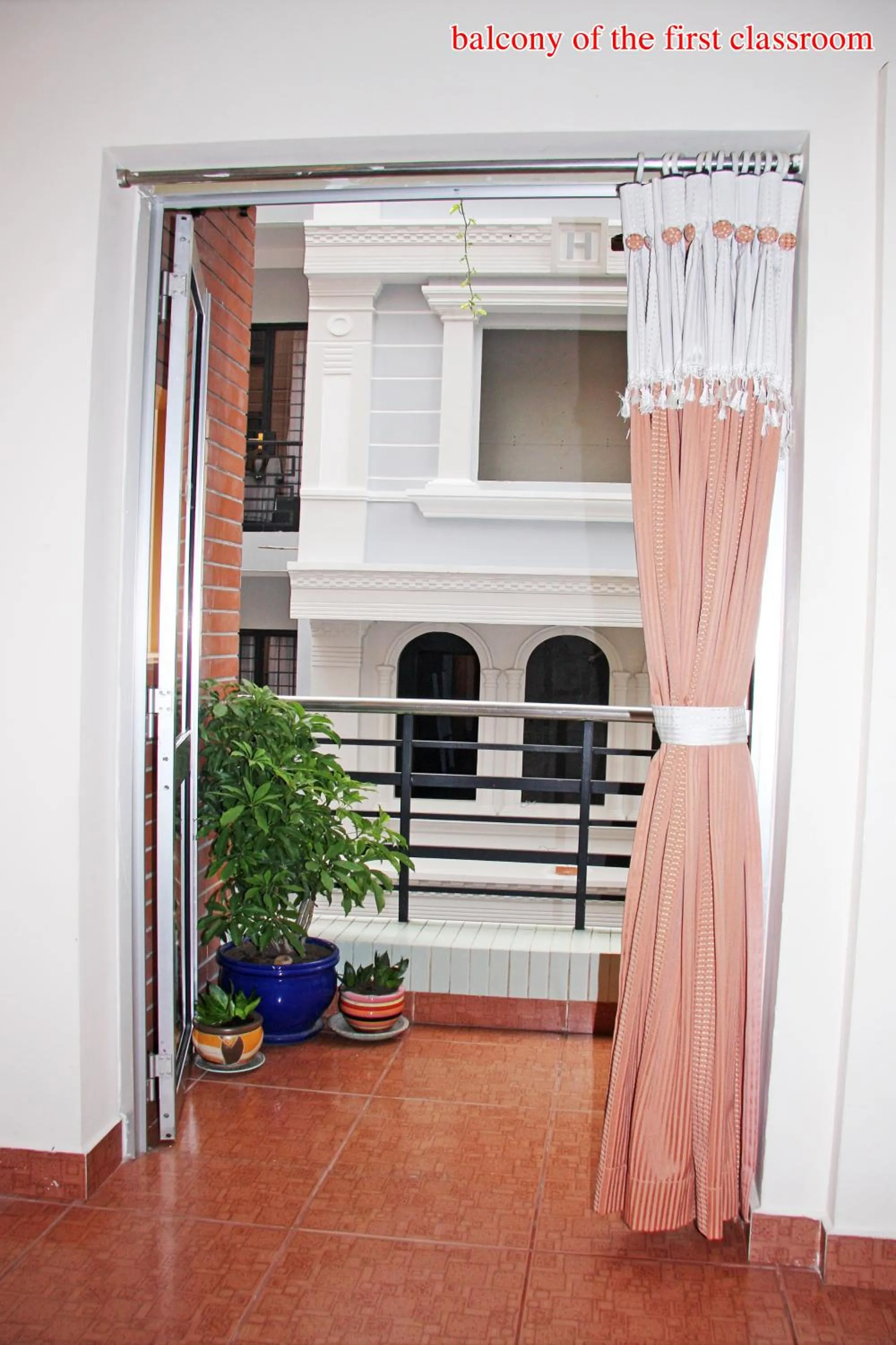 Balcony/Terrace in Kim Hotel