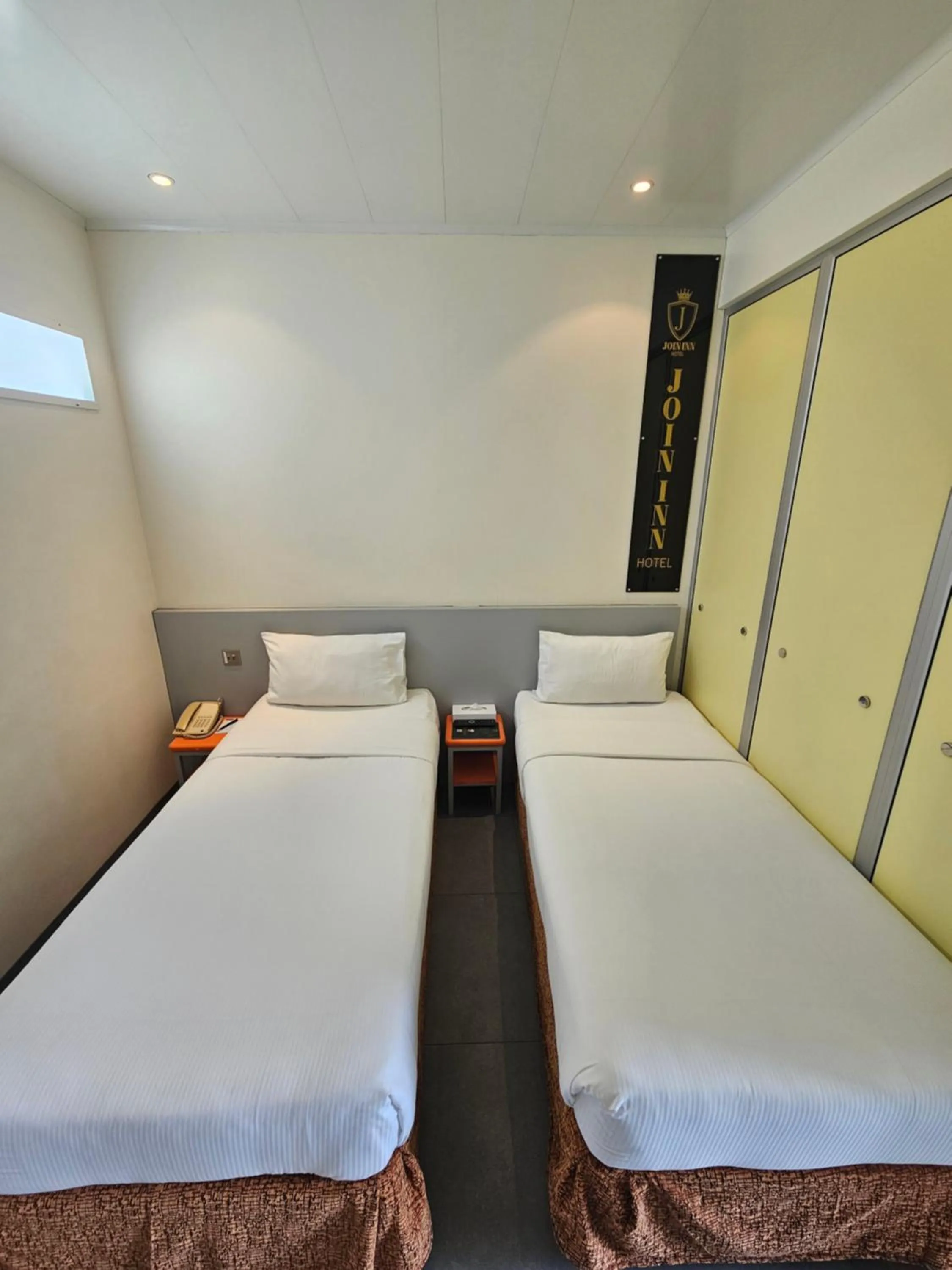 Bed in JOIN INN HOTEL Jebel Ali, Dubai - Formerly easyHotel Jebel Ali