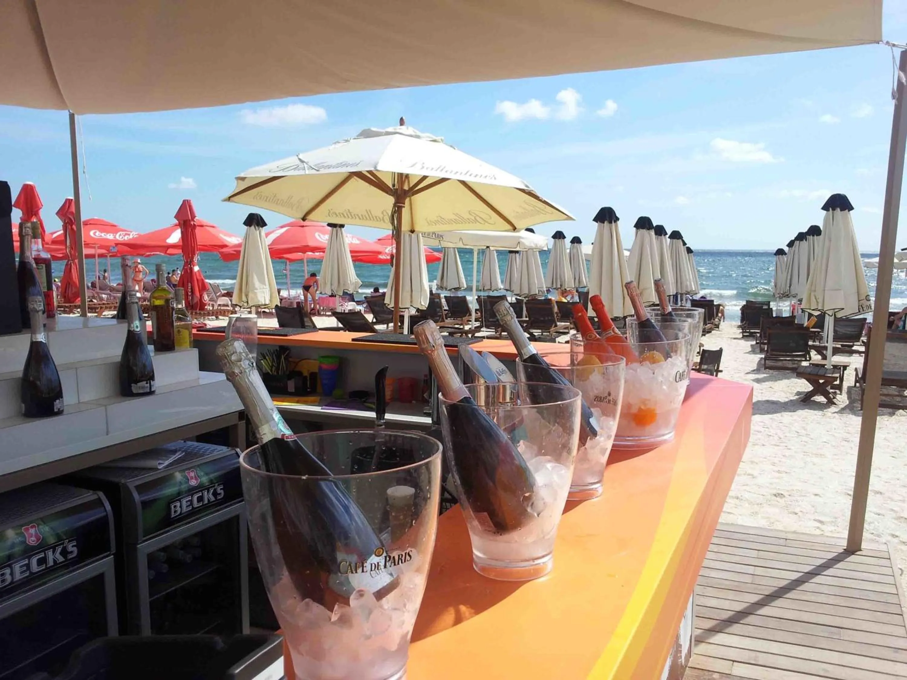 Beach in Summerland Mamaia