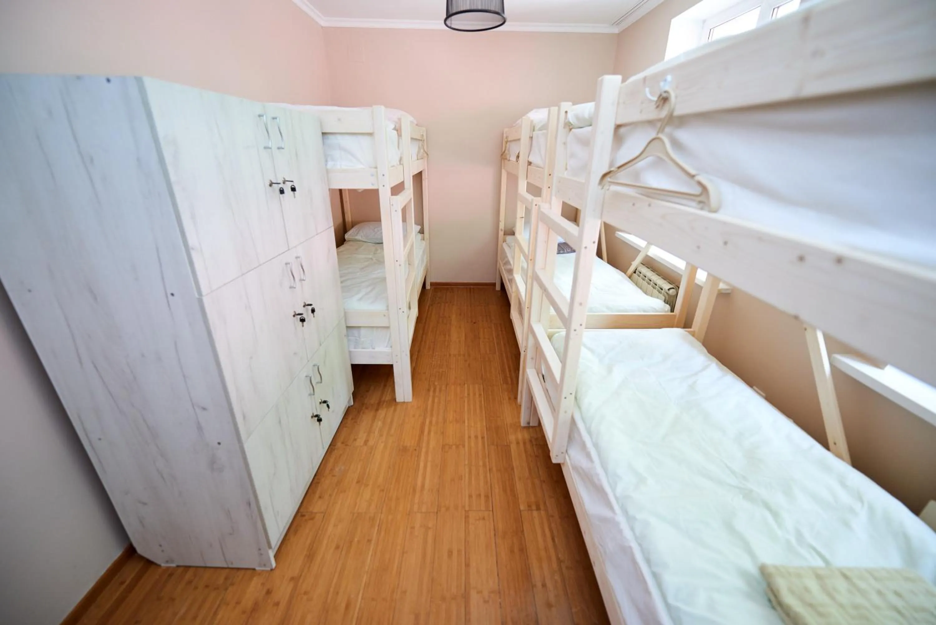 bunk bed, Bed in Wanderlust Hostel