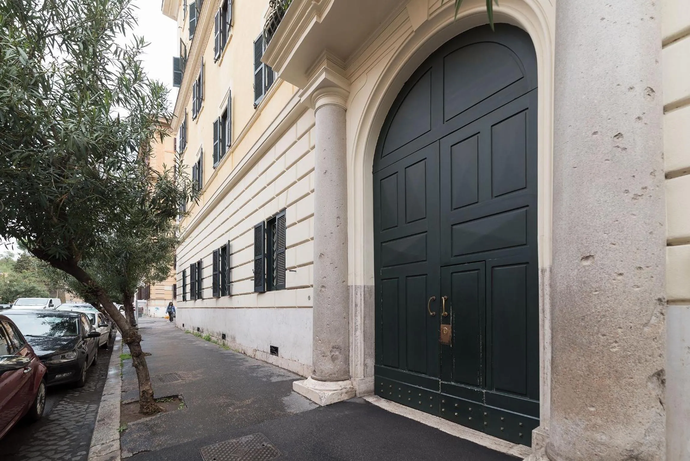 Facade/entrance in Domus Aurea & Colosseo Sweet Flat