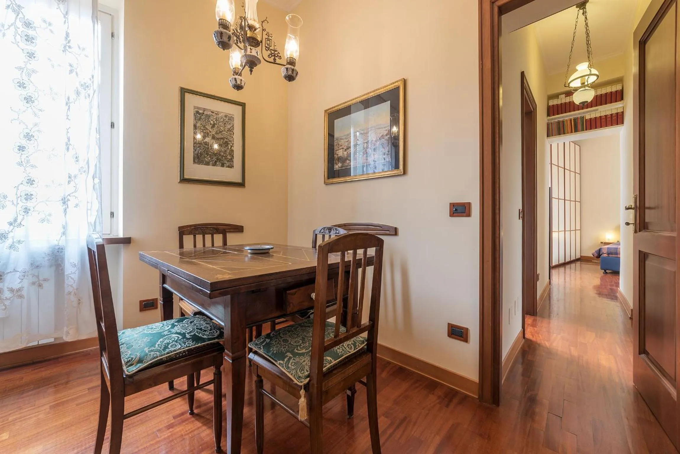 Dining area in Domus Aurea & Colosseo Sweet Flat