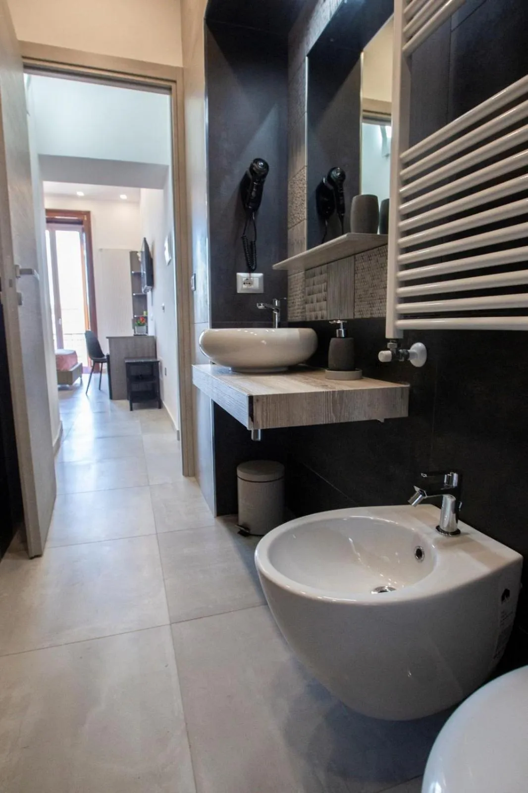 Bathroom in Bayard101