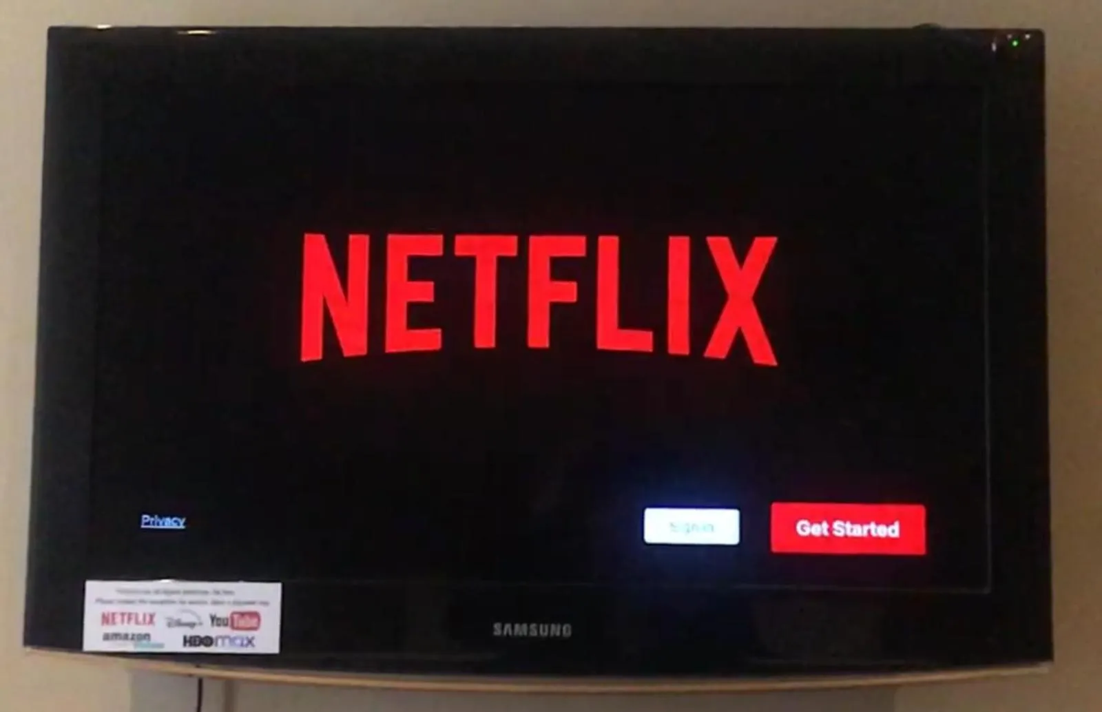 TV and multimedia in Endless Suites Taksim