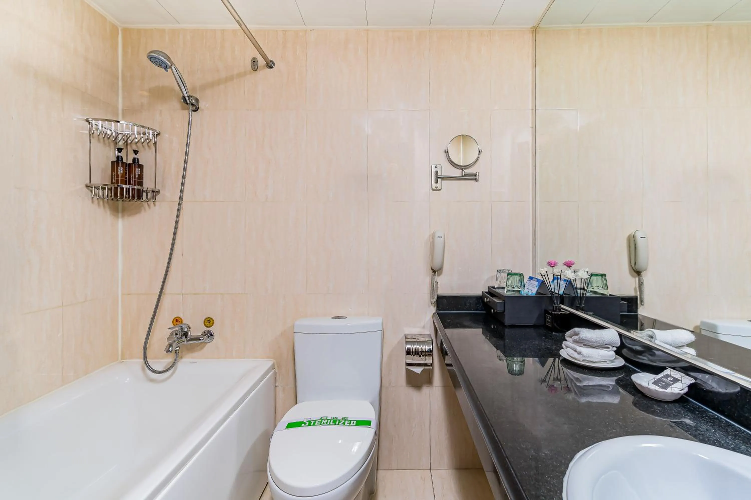 Toilet in Beijing Commercial Business Hotel