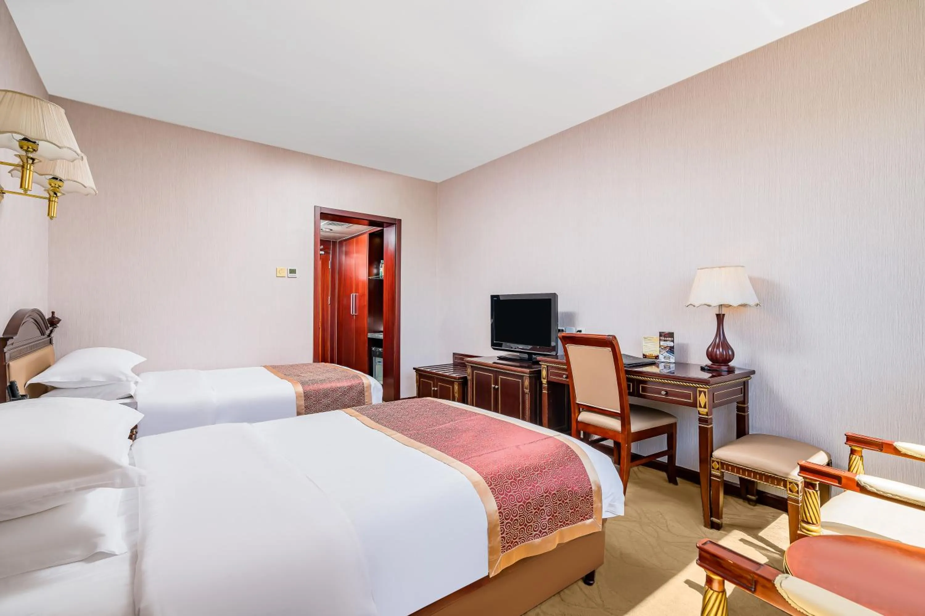 Bed in Beijing Commercial Business Hotel