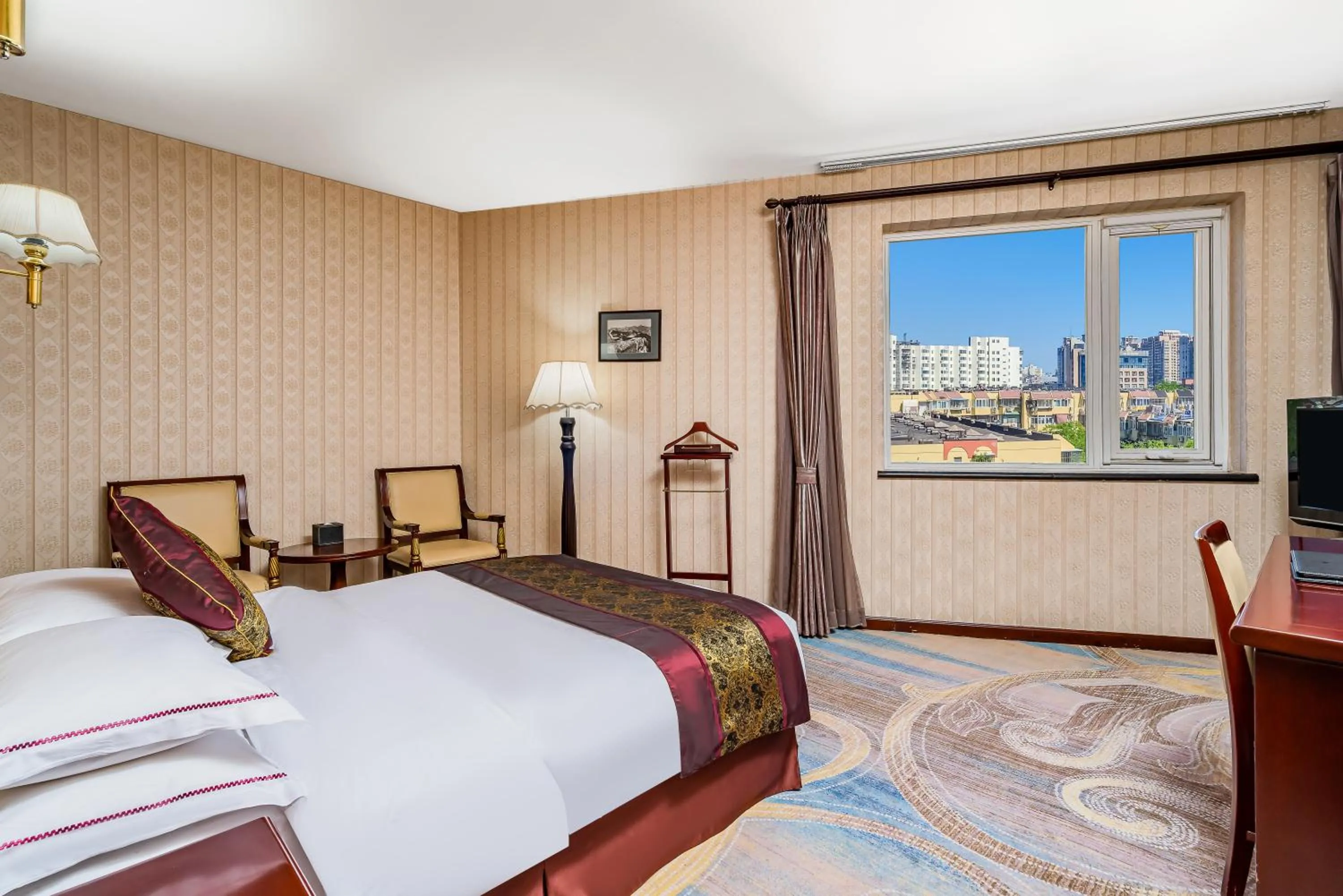 Bed in Beijing Commercial Business Hotel