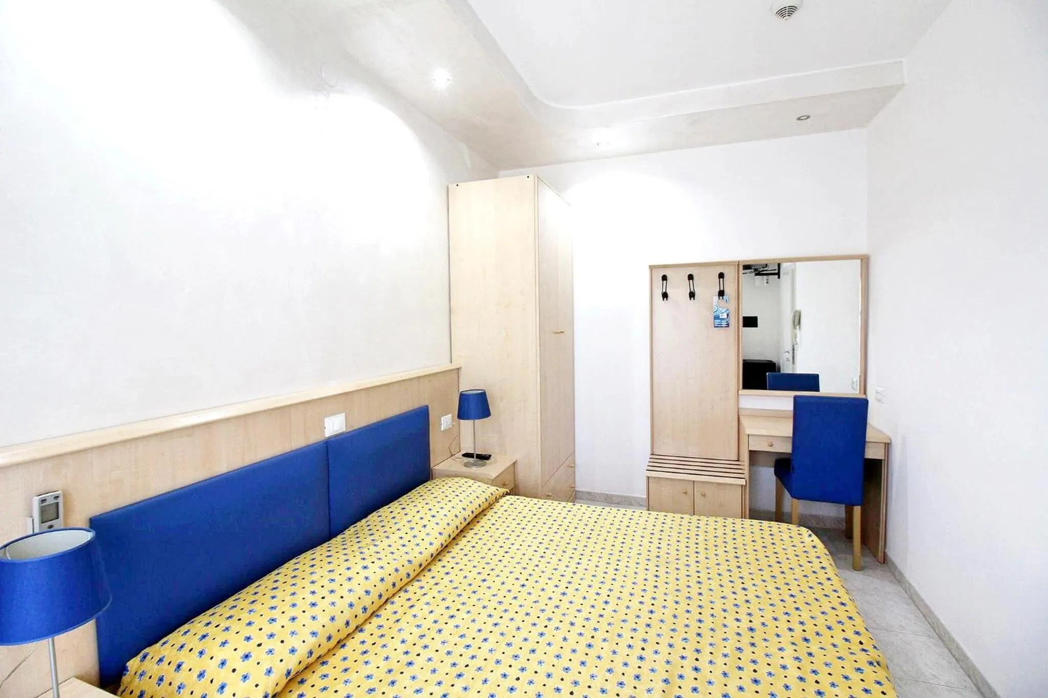 Photo of the whole room, Bed in Hotel Eraclea