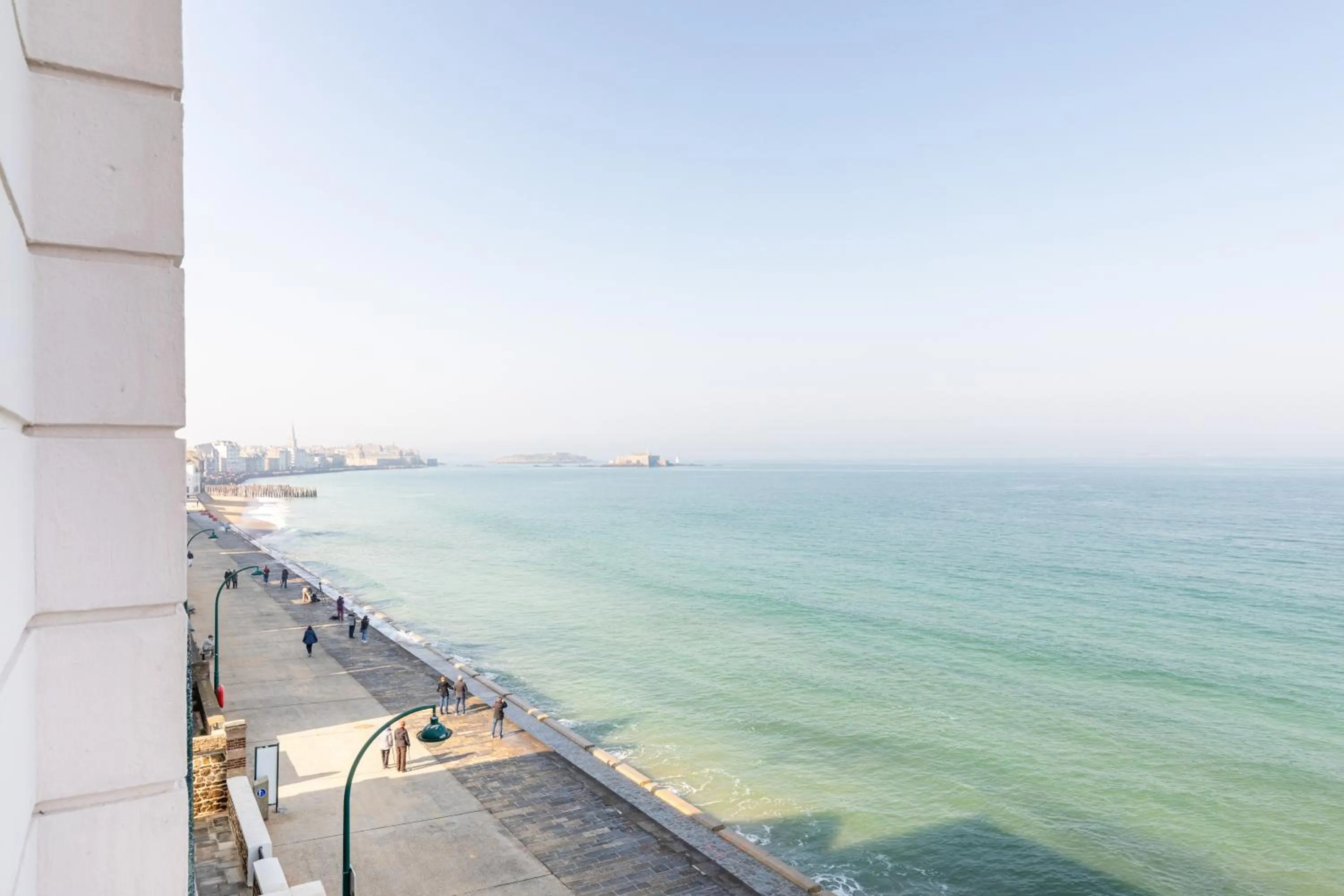 Sea view in Hotel Kyriad Saint Malo Centre Plage