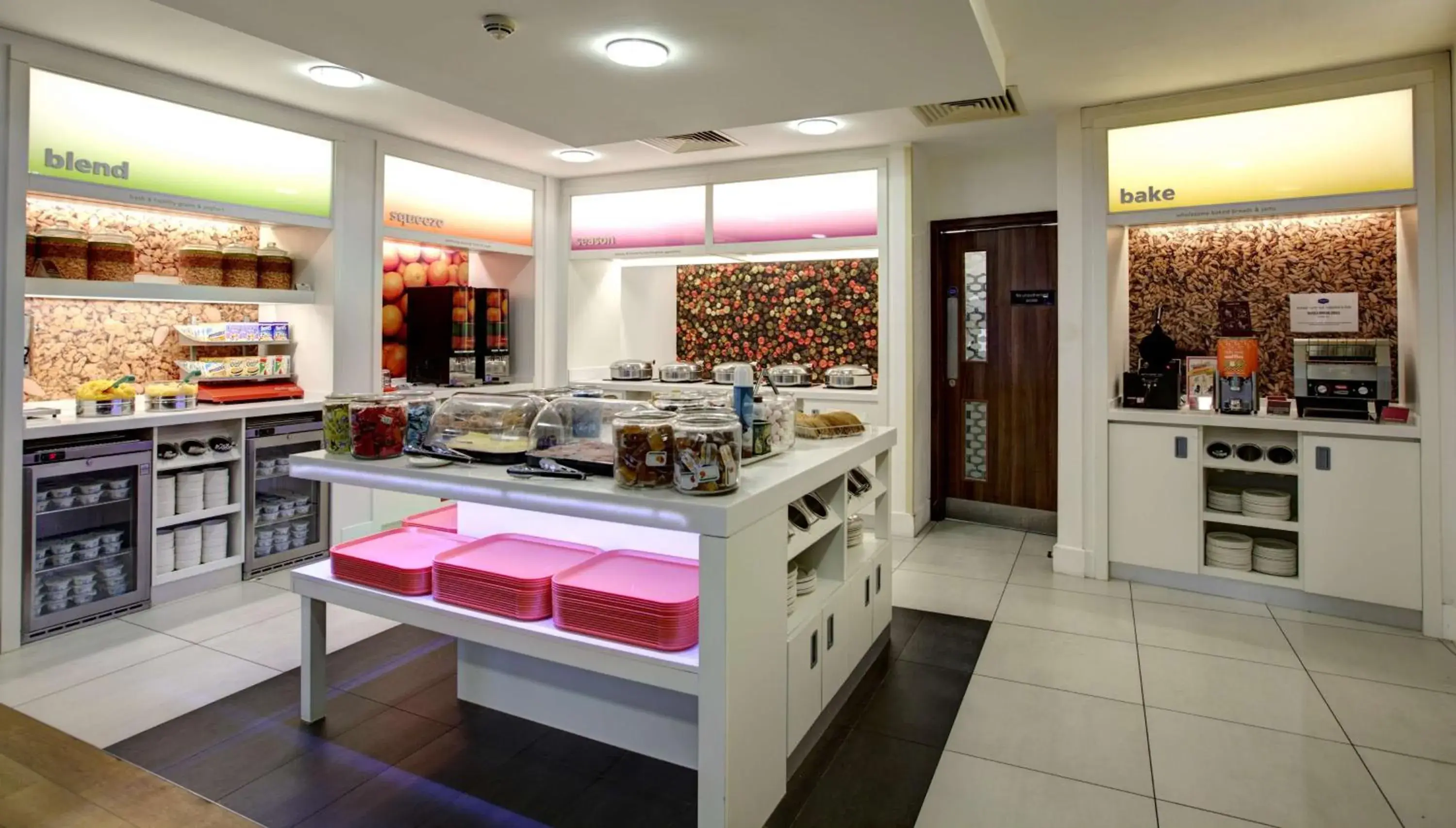 Breakfast in Hampton by Hilton Birmingham Jewellery Quarter Breakfast in Hampton by Hilton Birmingham Jewellery Quarter