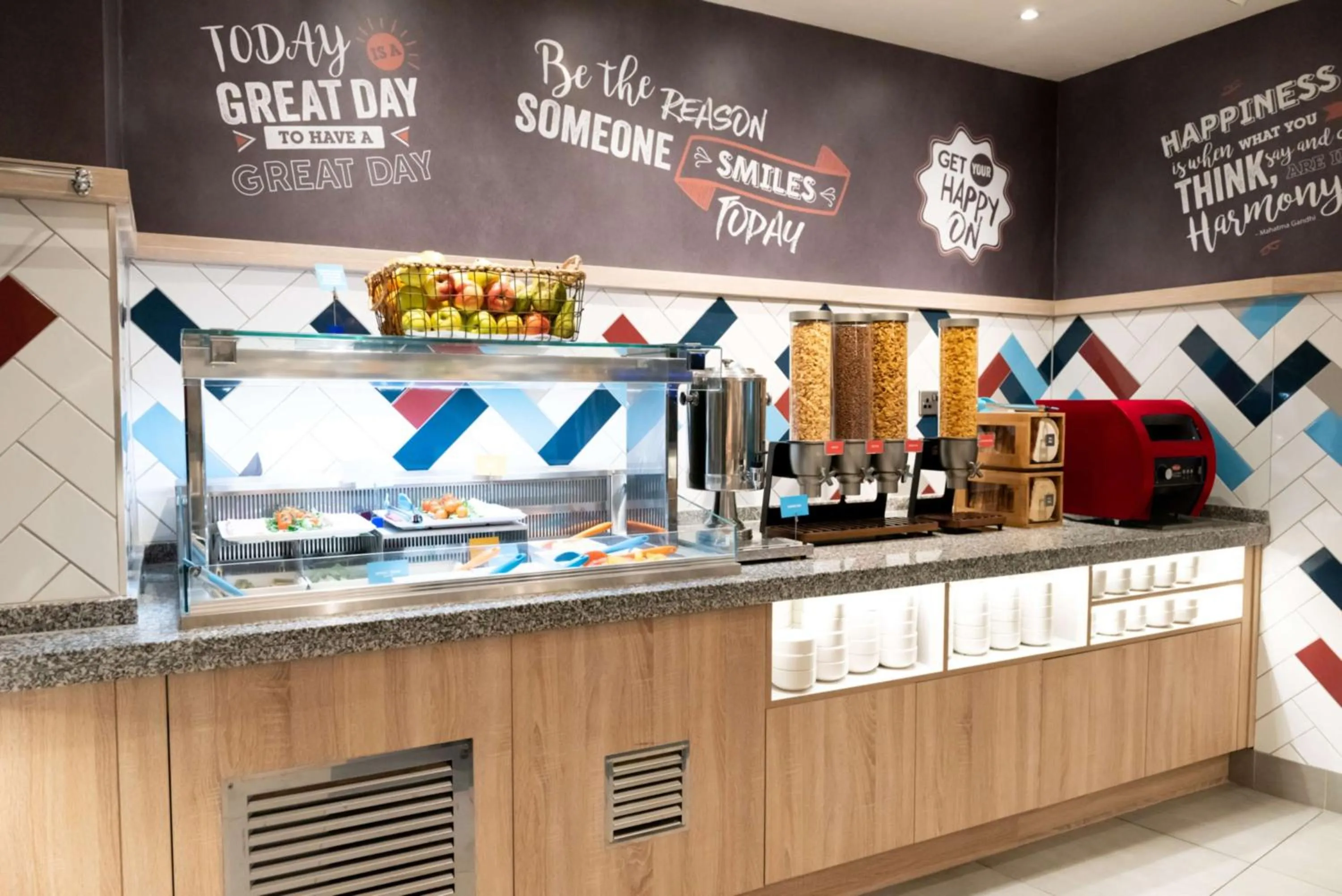 Breakfast in Hampton by Hilton Birmingham Jewellery Quarter