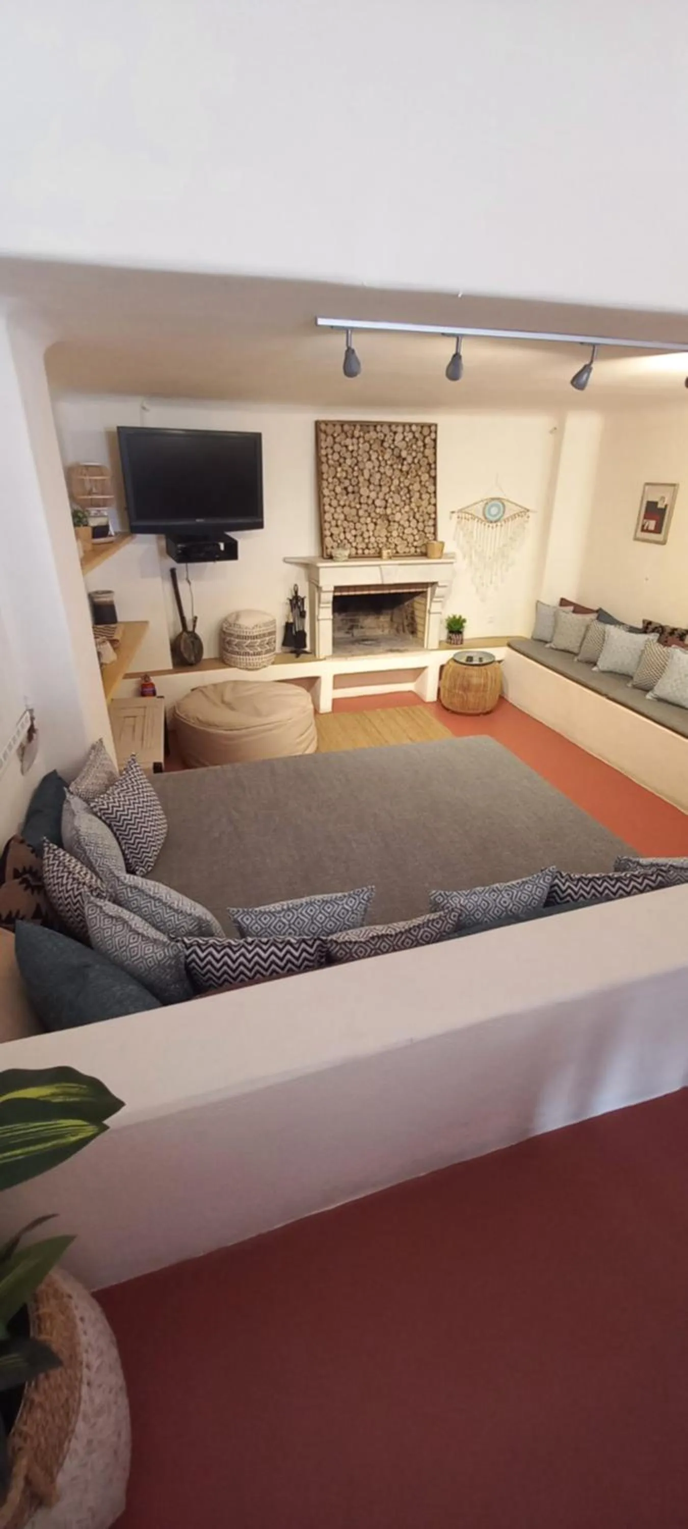 Communal lounge/ TV room in Villa Kisiris