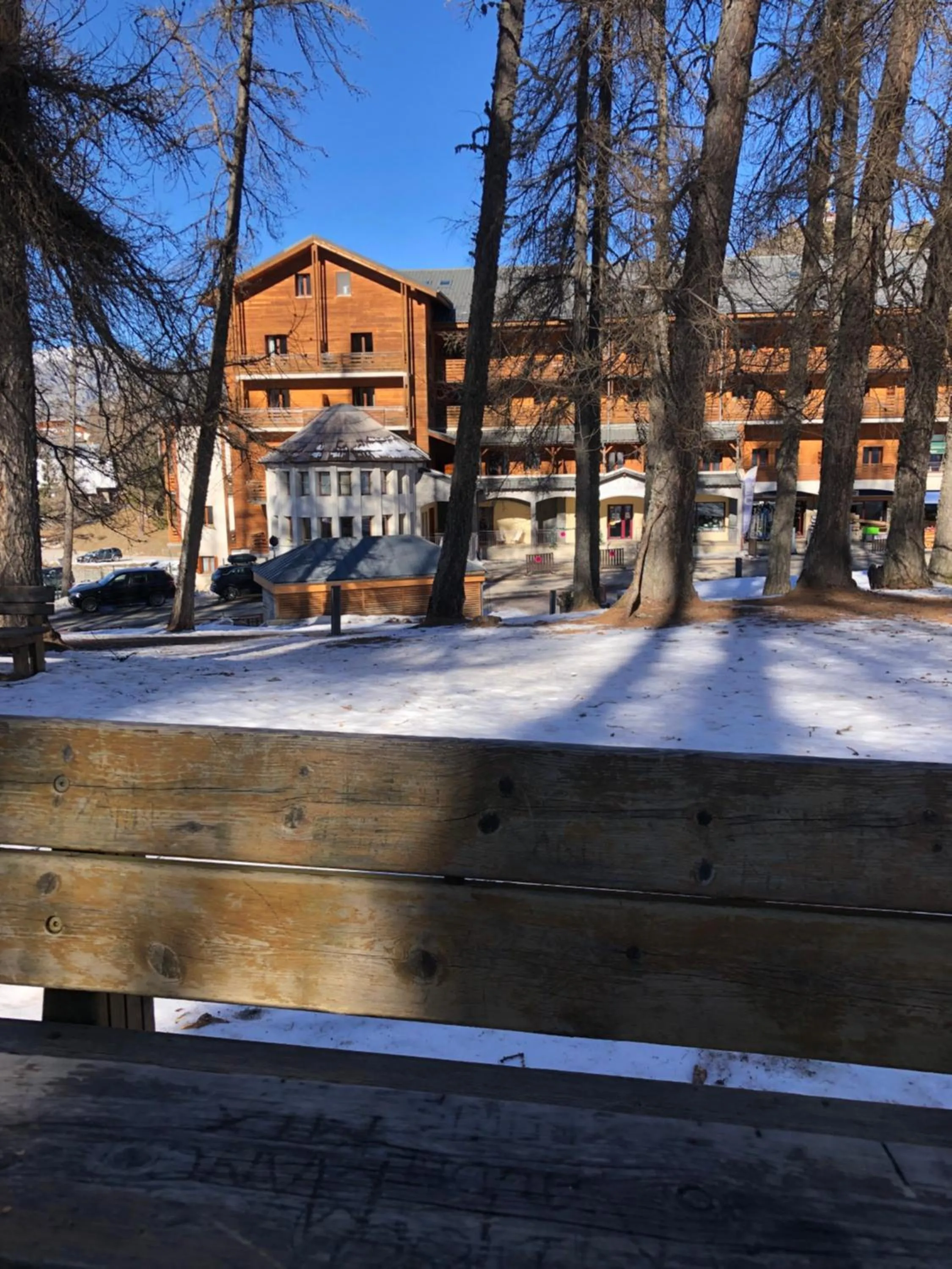 Property building in Adonis Valberg