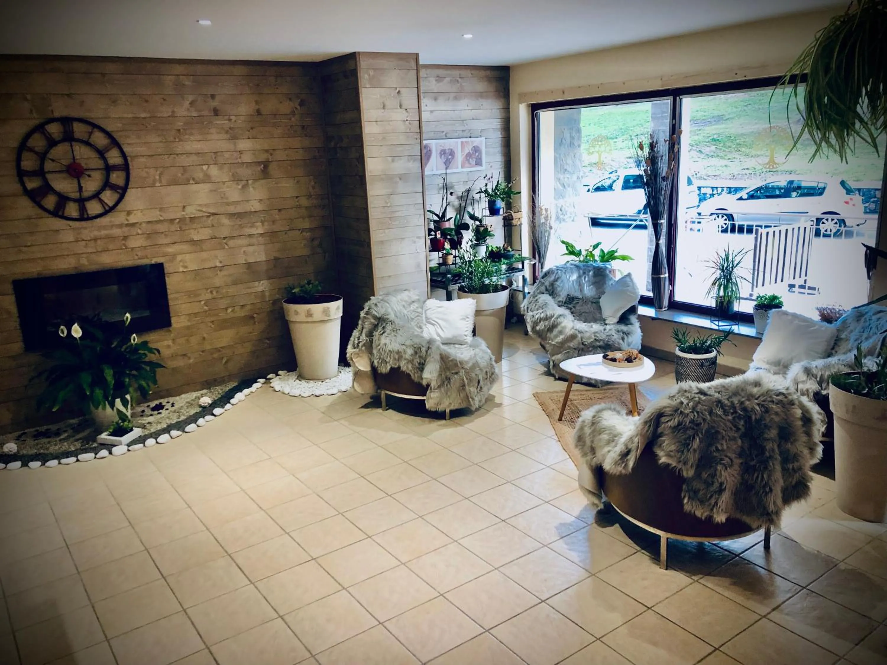 Lobby or reception in Adonis Valberg