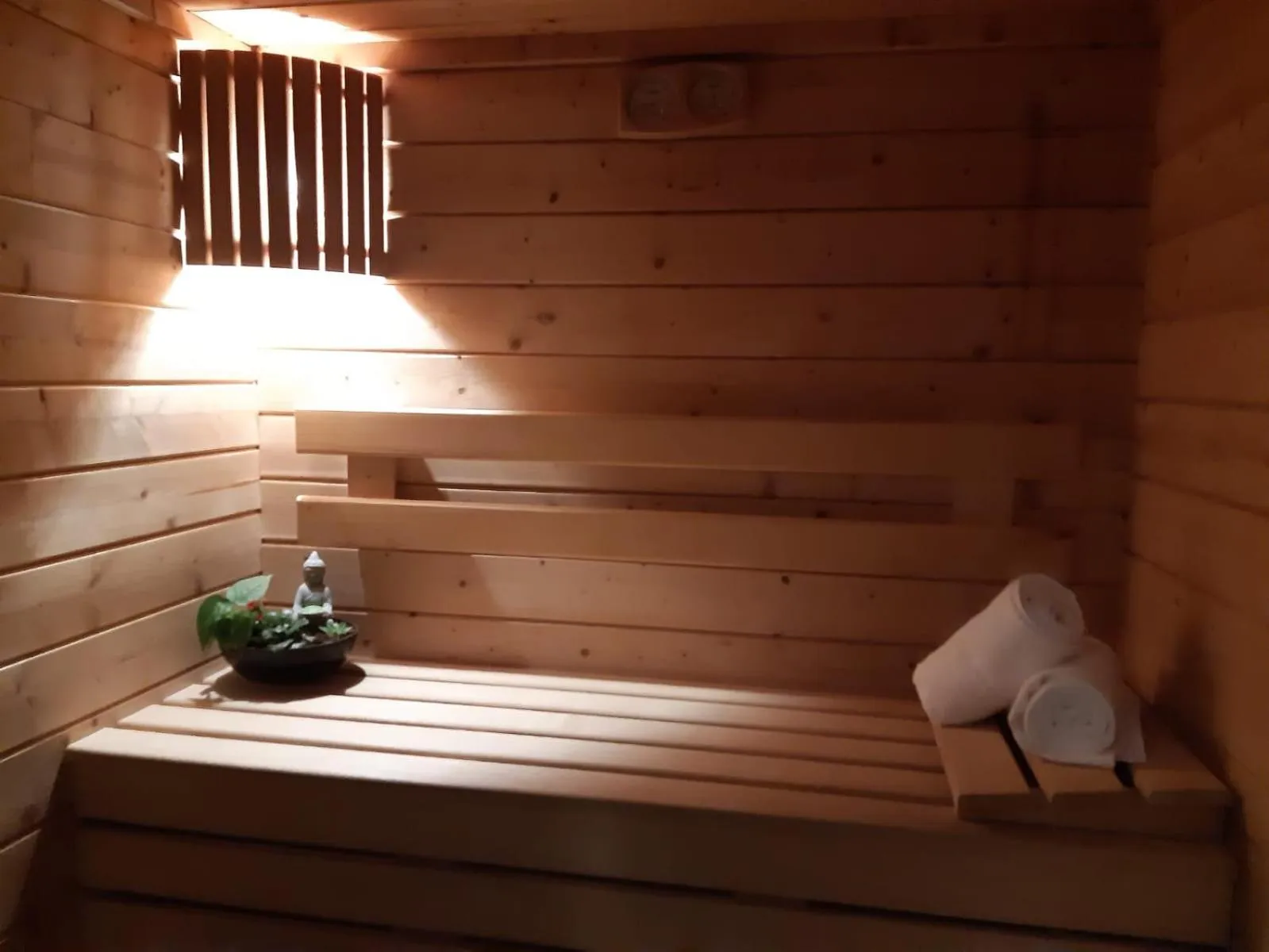 Sauna in Adonis Valberg