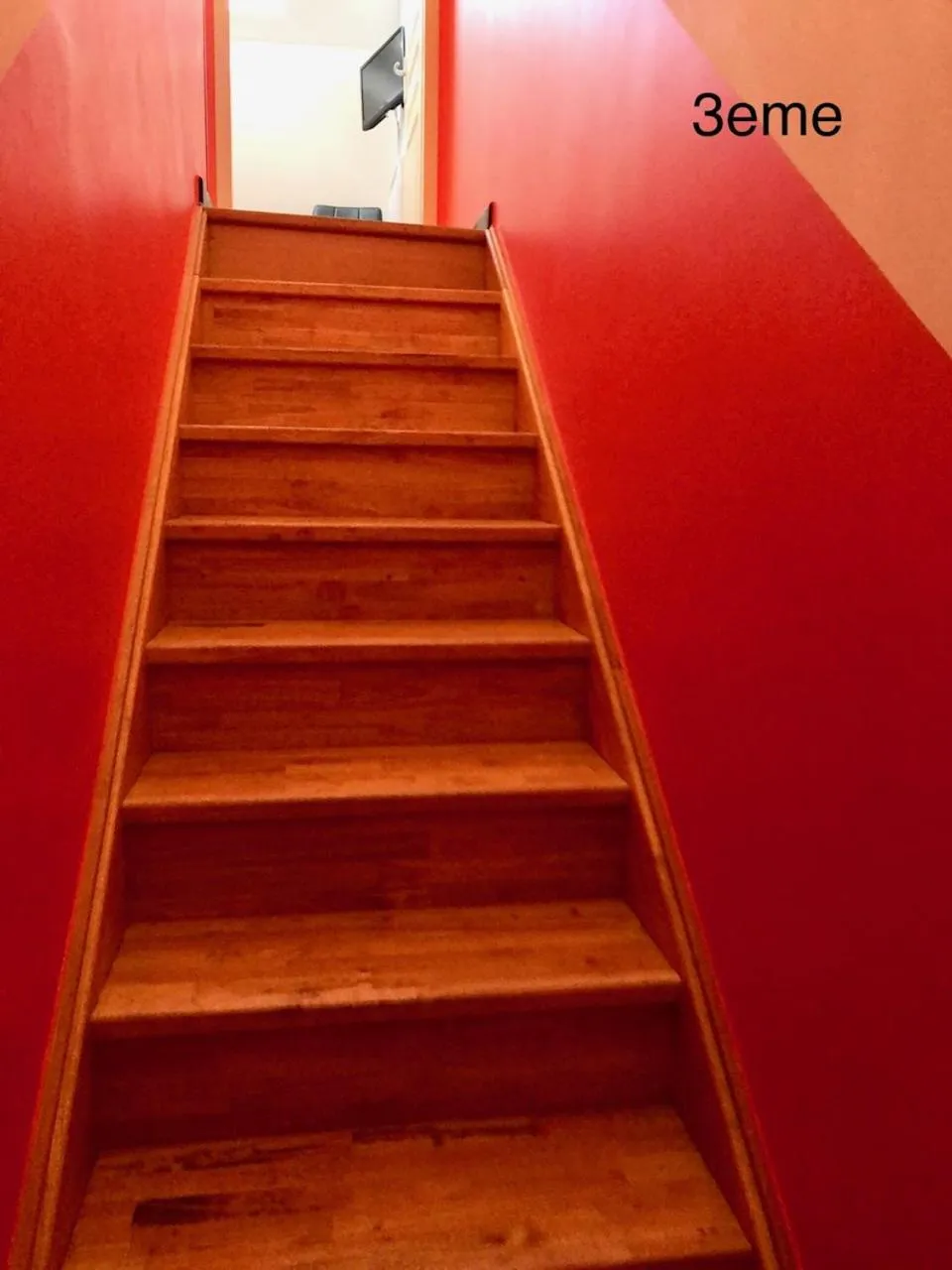 Bedroom in Adonis Valberg