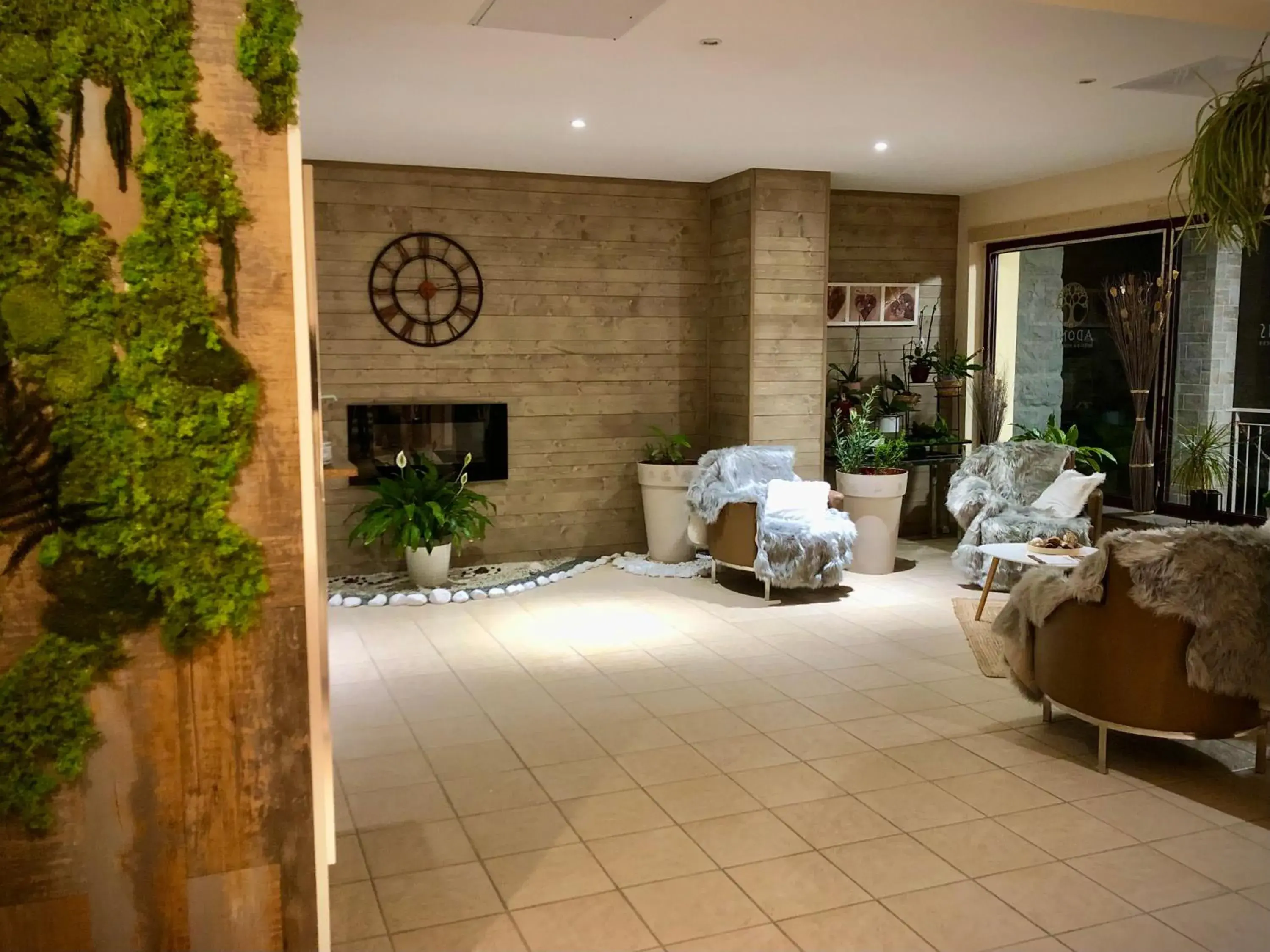 Lobby or reception in Adonis Valberg Lobby or reception in Adonis Valberg