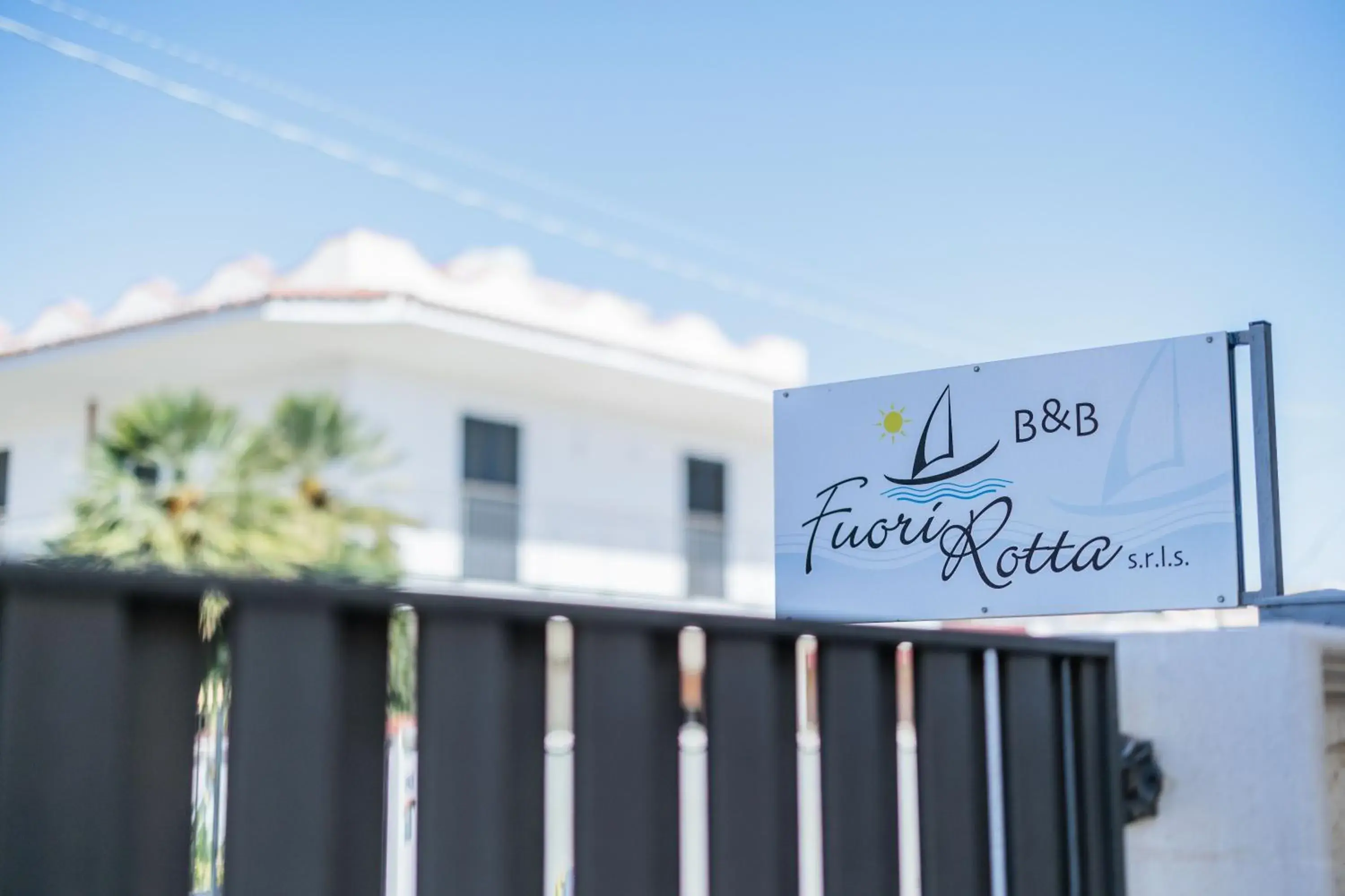 Property building in Fuori Rotta Property building in Fuori Rotta