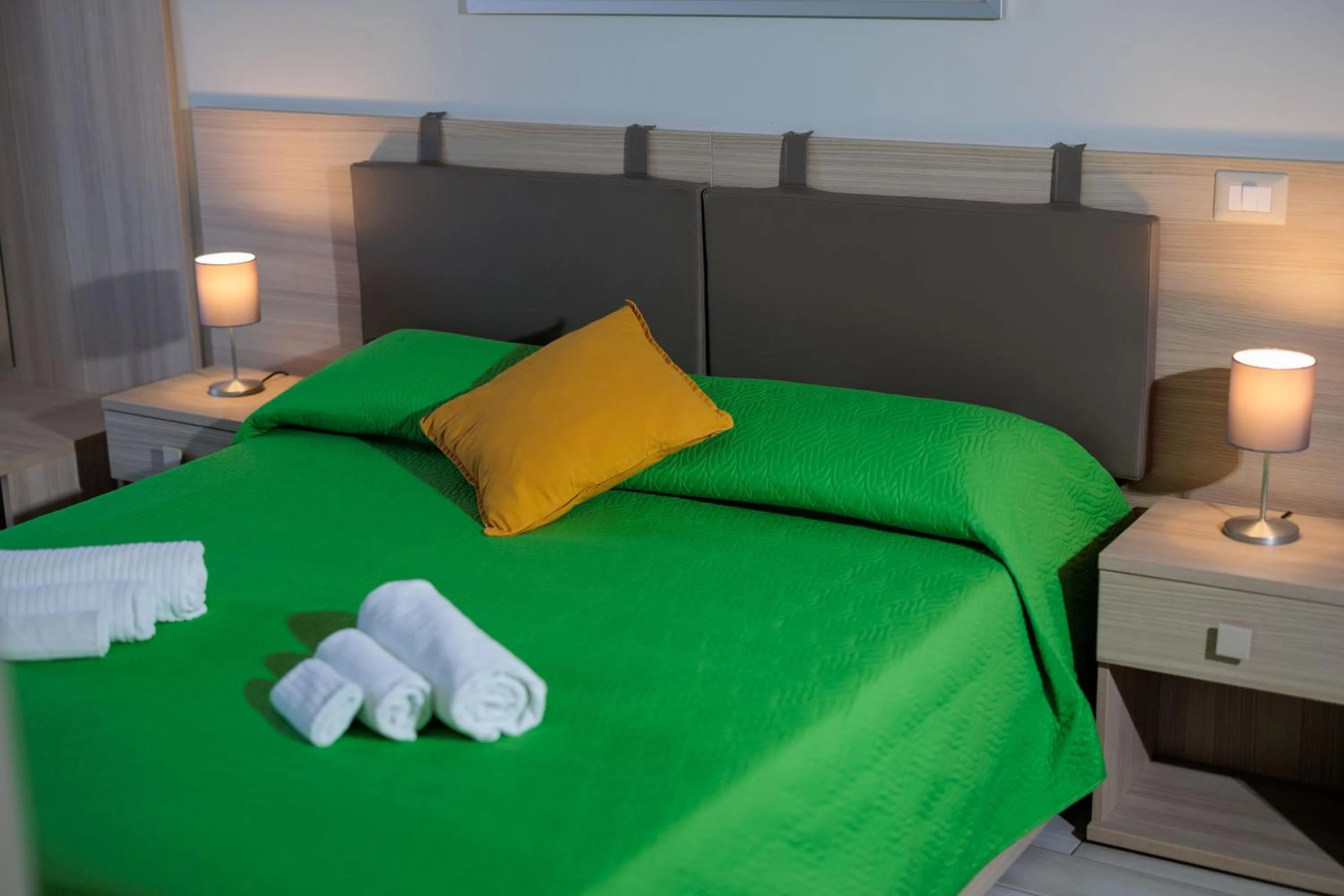 Photo of the whole room, Bed in Fuori Rotta