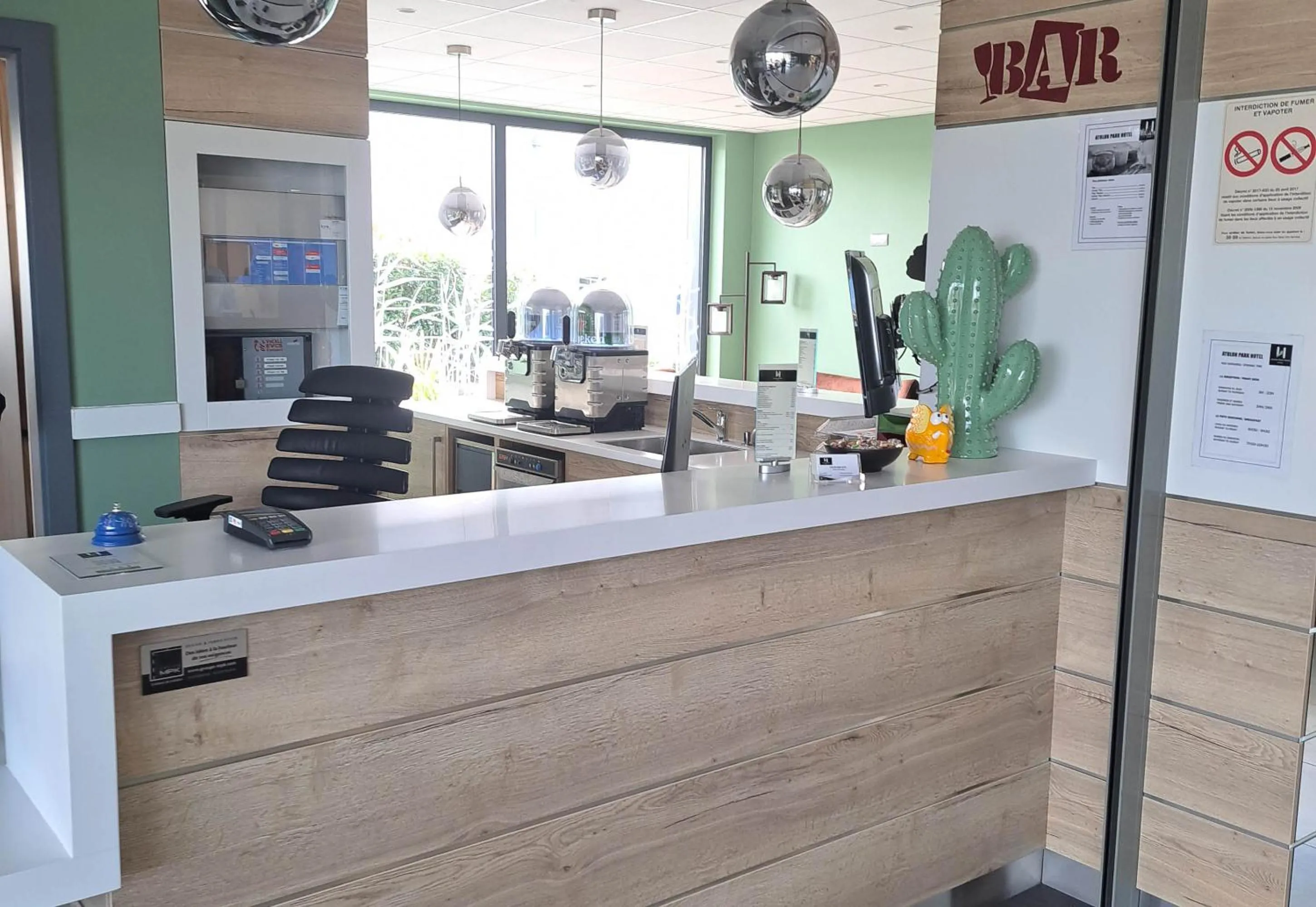 Lobby or reception in B&B HOTEL Brumath Bernolsheim