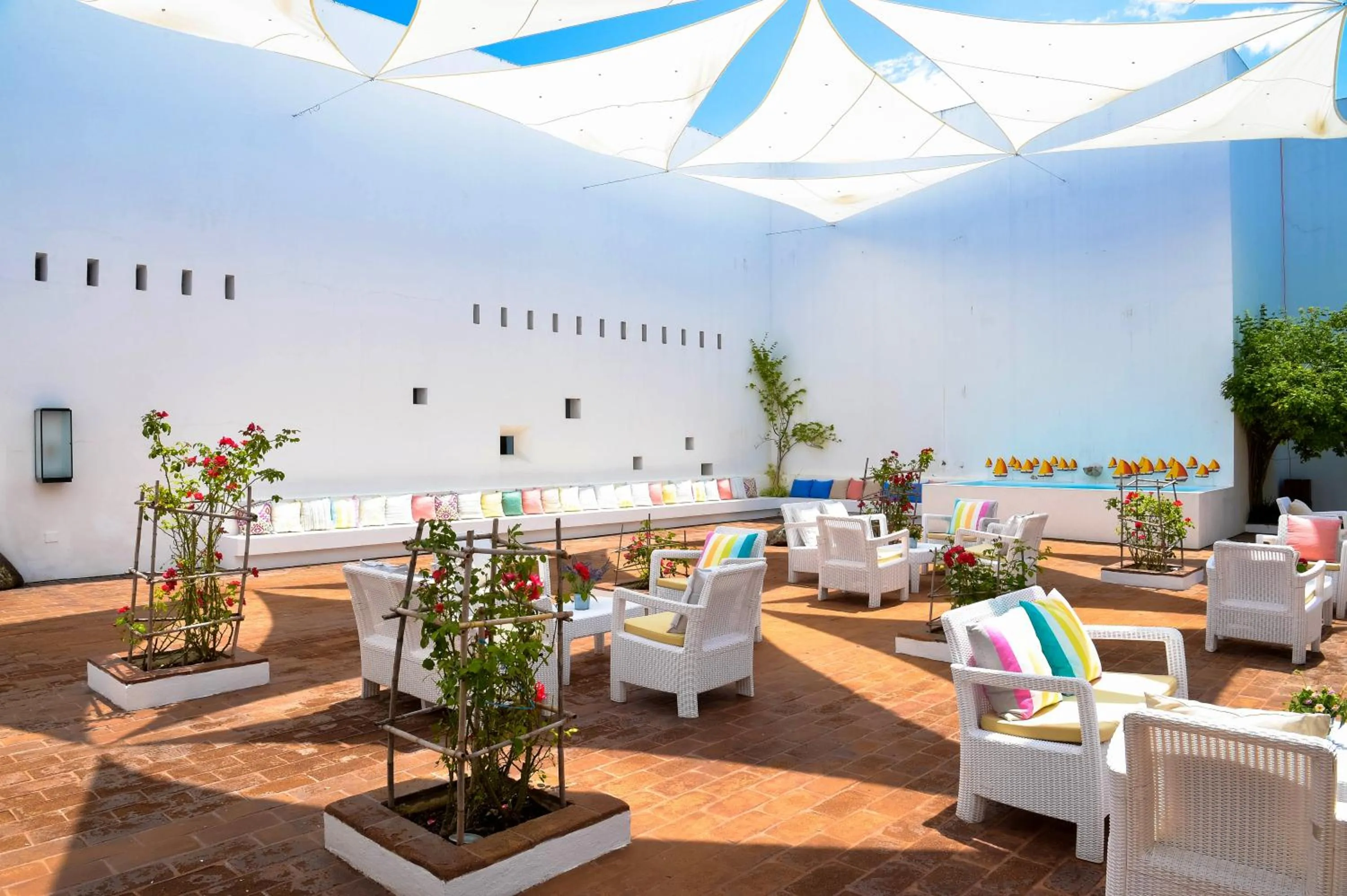 Patio in The Lince Ecorkhotel Évora