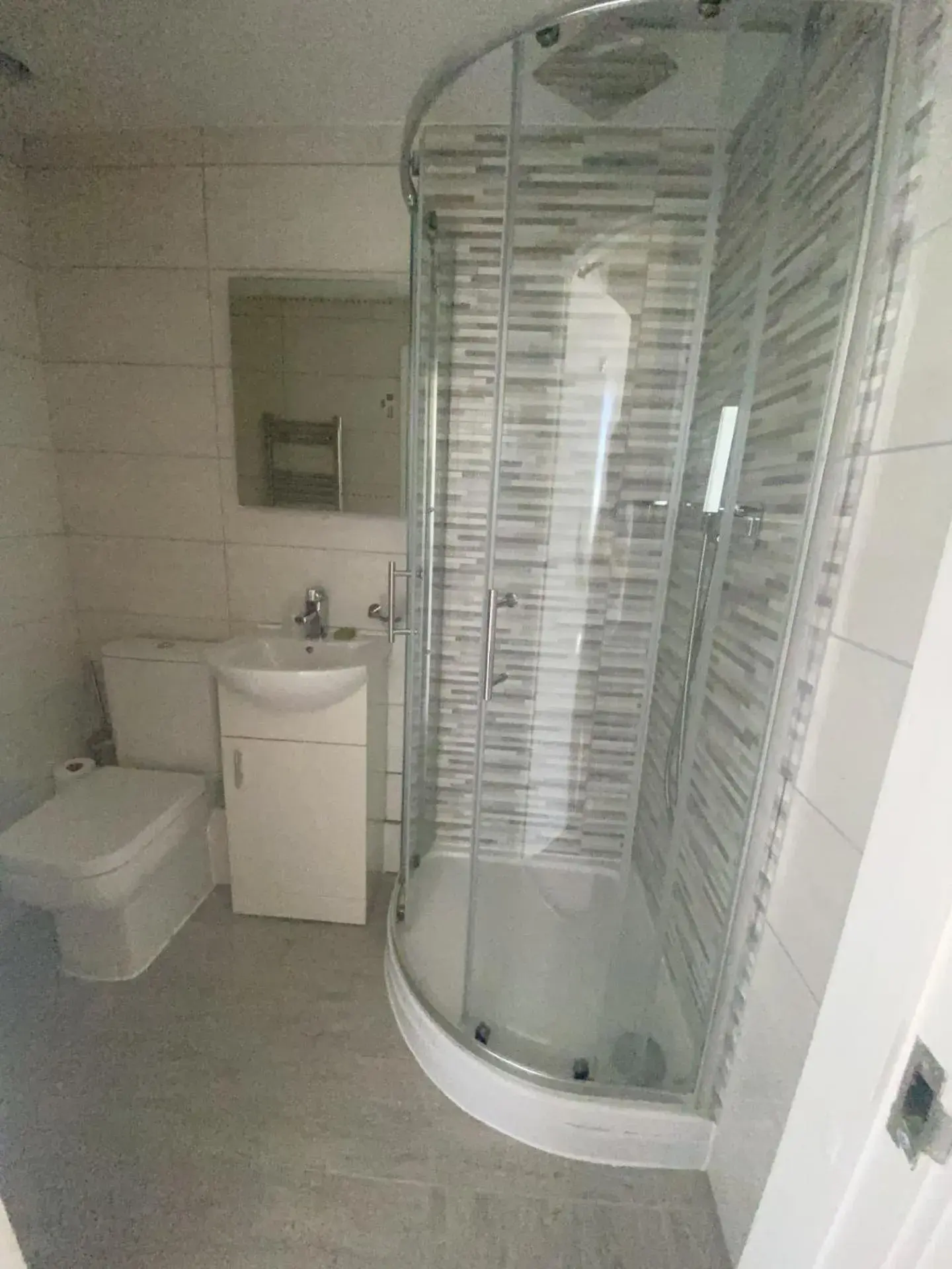 Twin Room in Alexandra Hotel Twin Room in Alexandra Hotel