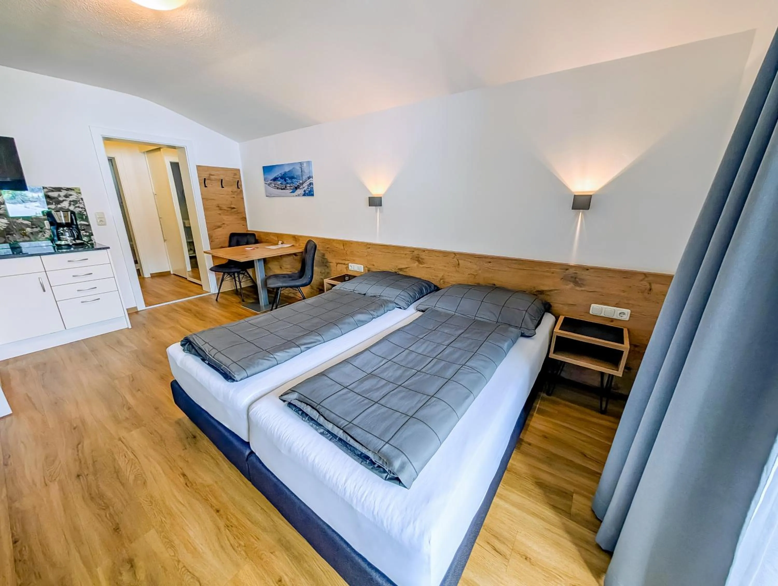 Photo of the whole room, Bed in Appartement Haus Talblick