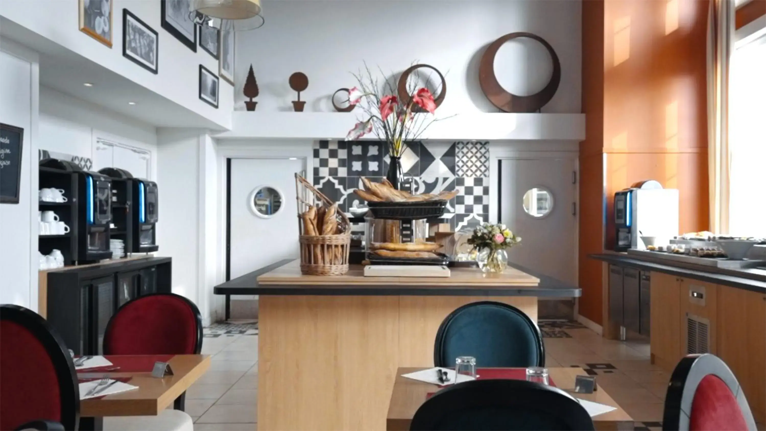 Restaurant/places to eat in Résidence b'o cottage - b'o resort thermal & spa Restaurant/places to eat in Résidence b'o cottage - b'o resort thermal & spa