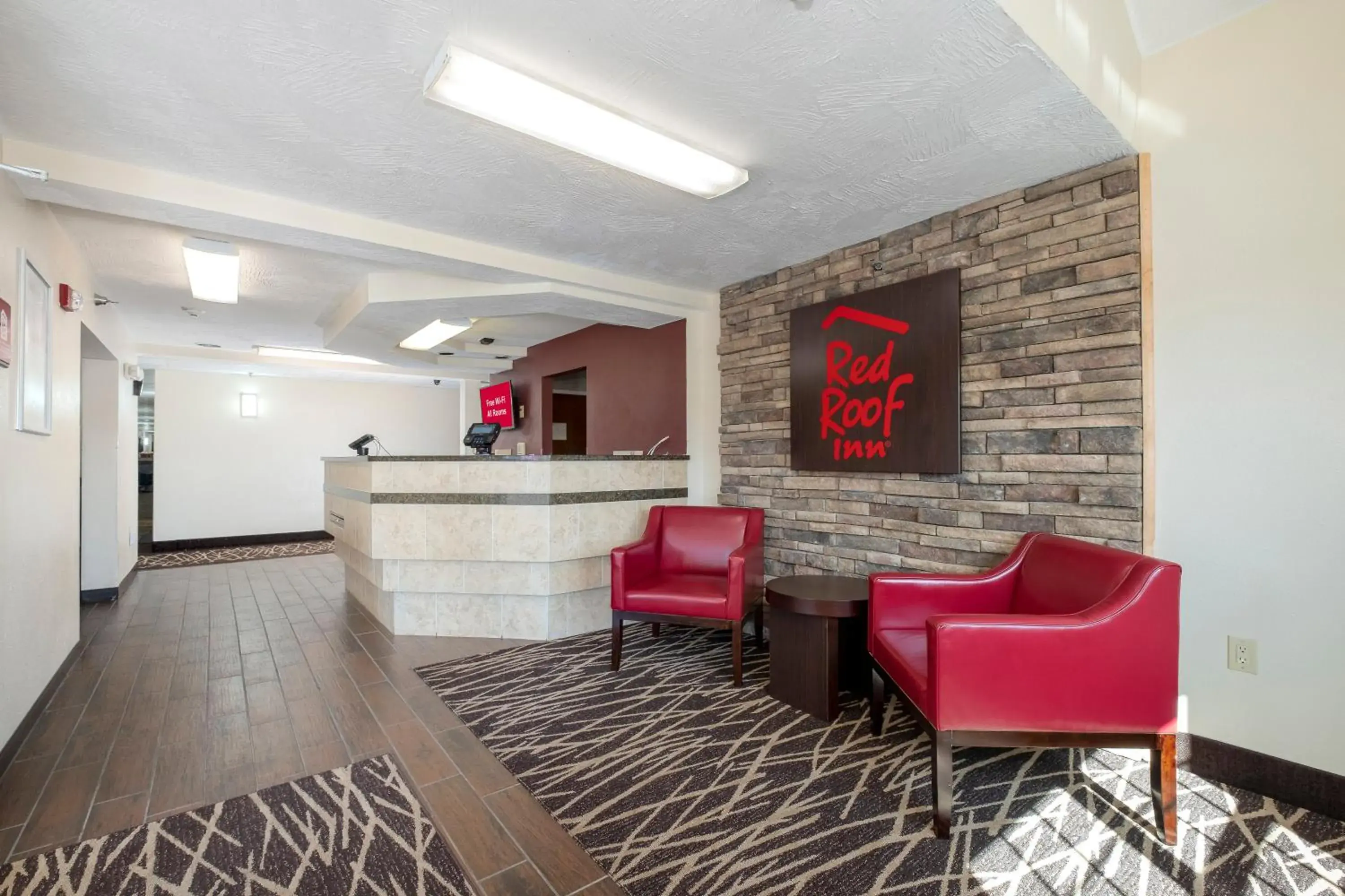 Lobby or reception in Red Roof Inn Springfield, MO Lobby or reception in Red Roof Inn Springfield, MO