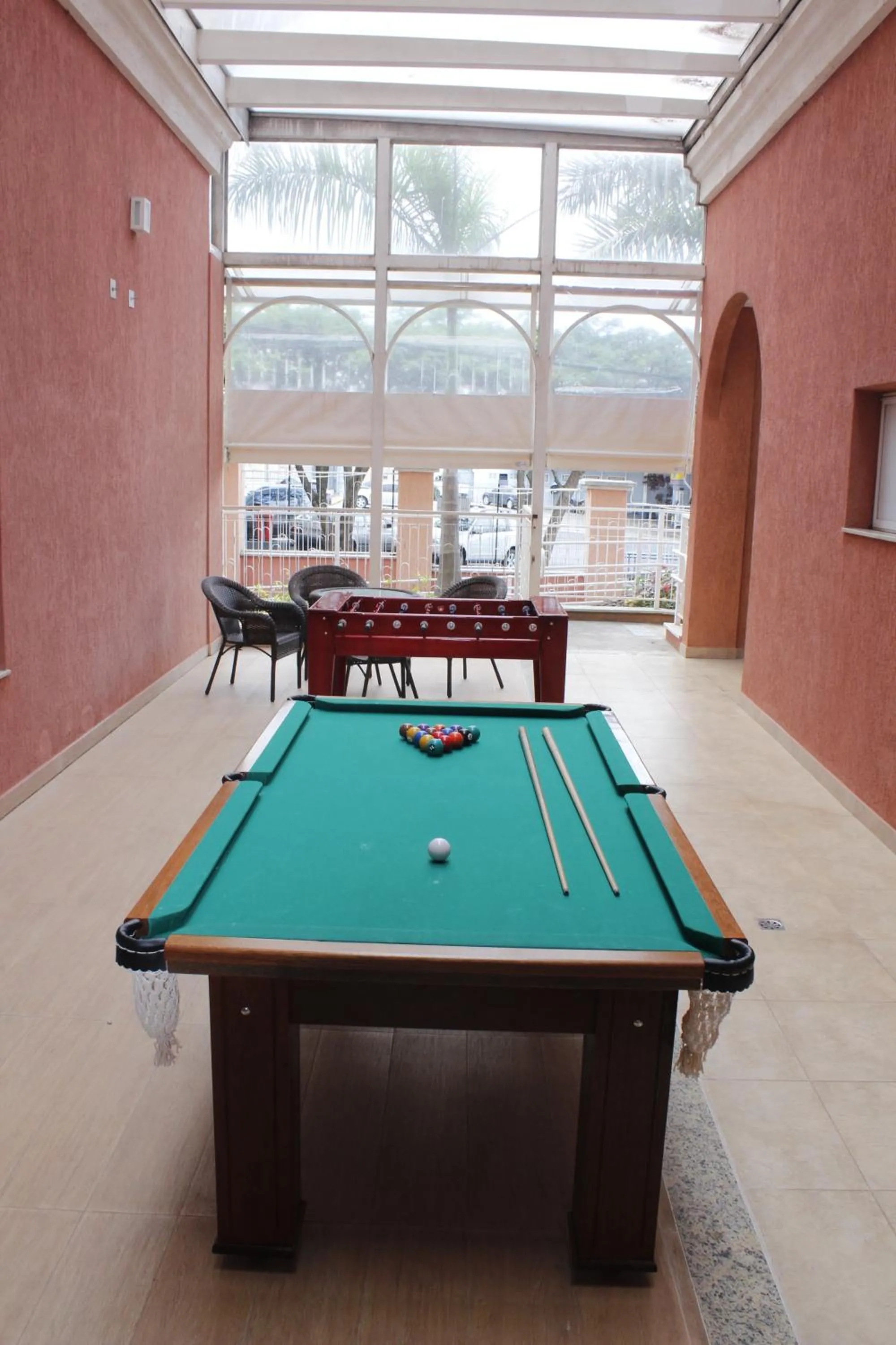 Billiard in The Hill Hotéis Executive