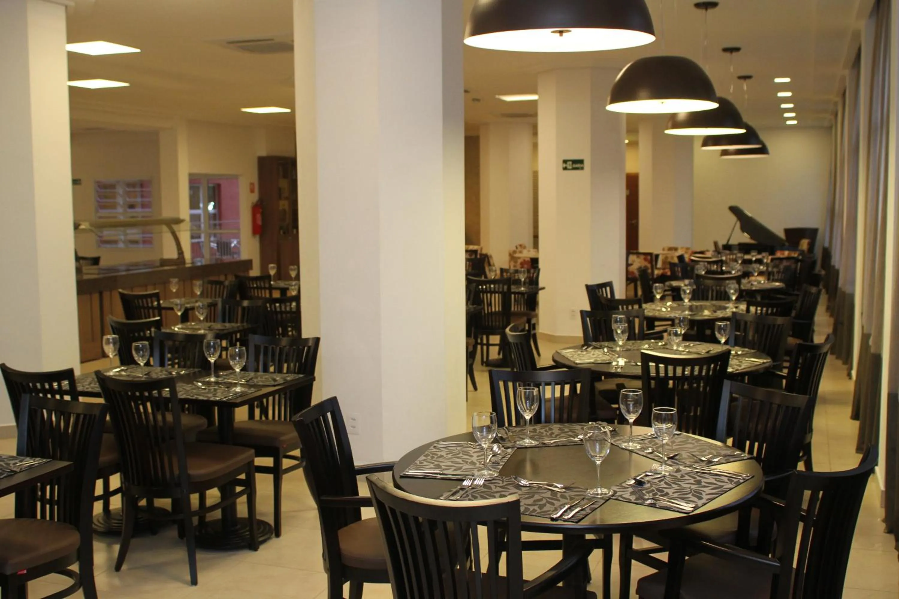 Restaurant/places to eat in The Hill Hotéis Executive