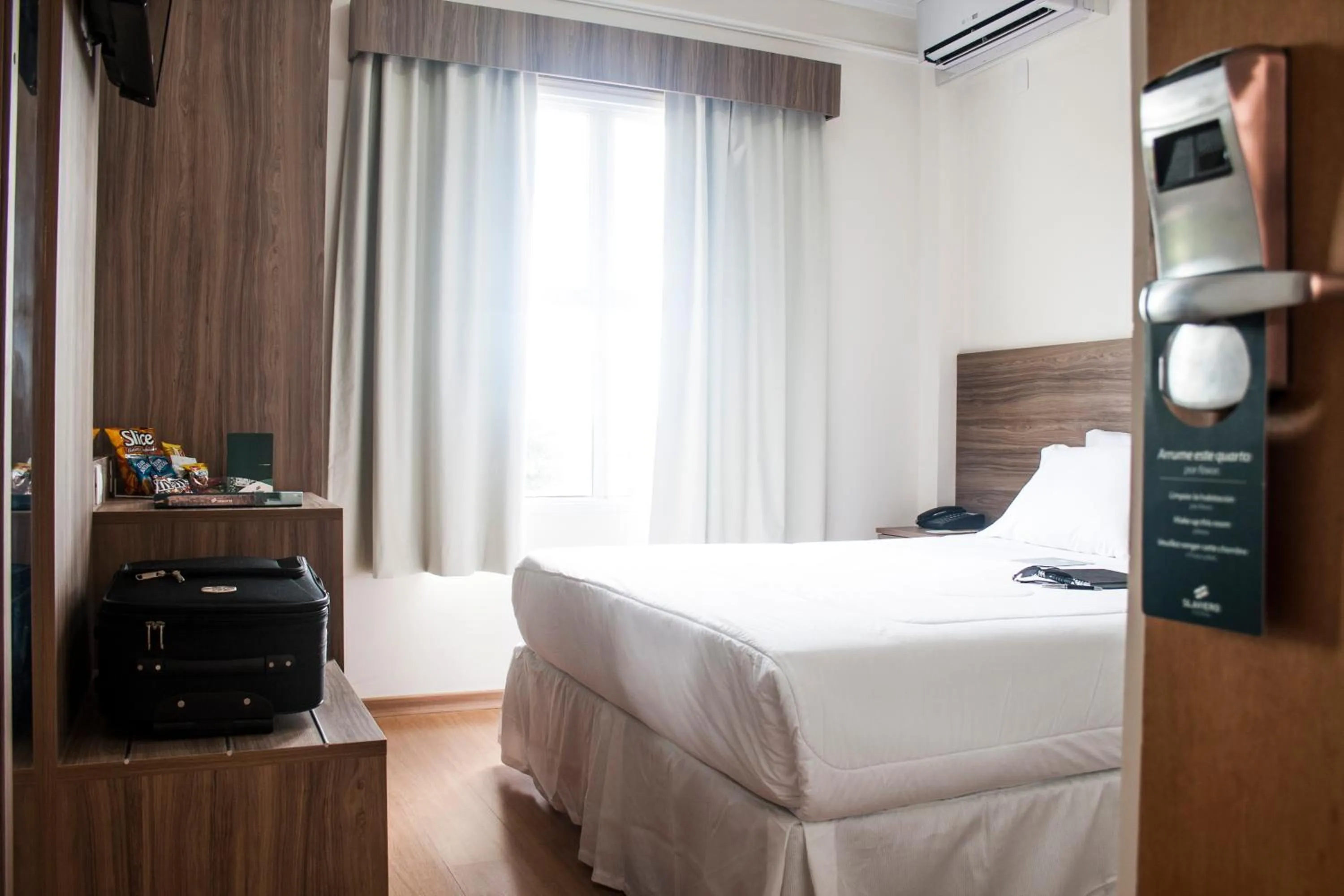 Photo of the whole room, Bed in The Hill Hotéis Executive