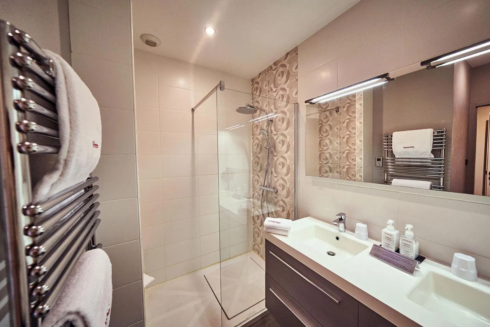 Bathroom in Les Maritonnes