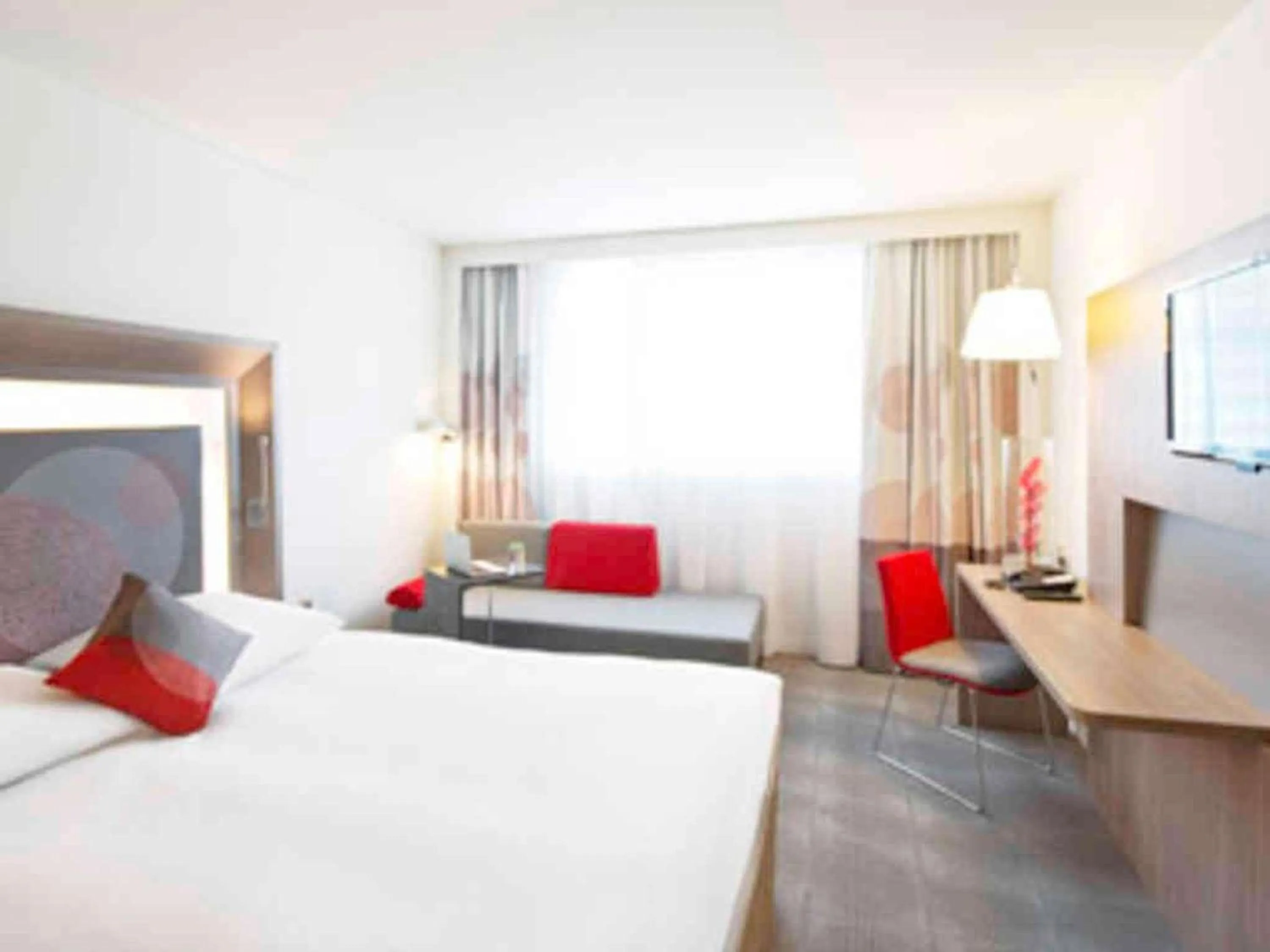 Bedroom, Bed in Novotel Lodz Centrum