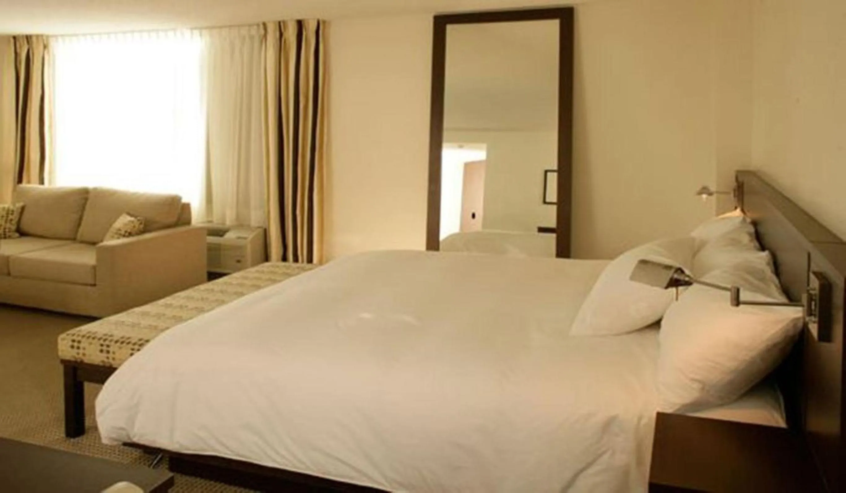Executive Suite in le Georgesville