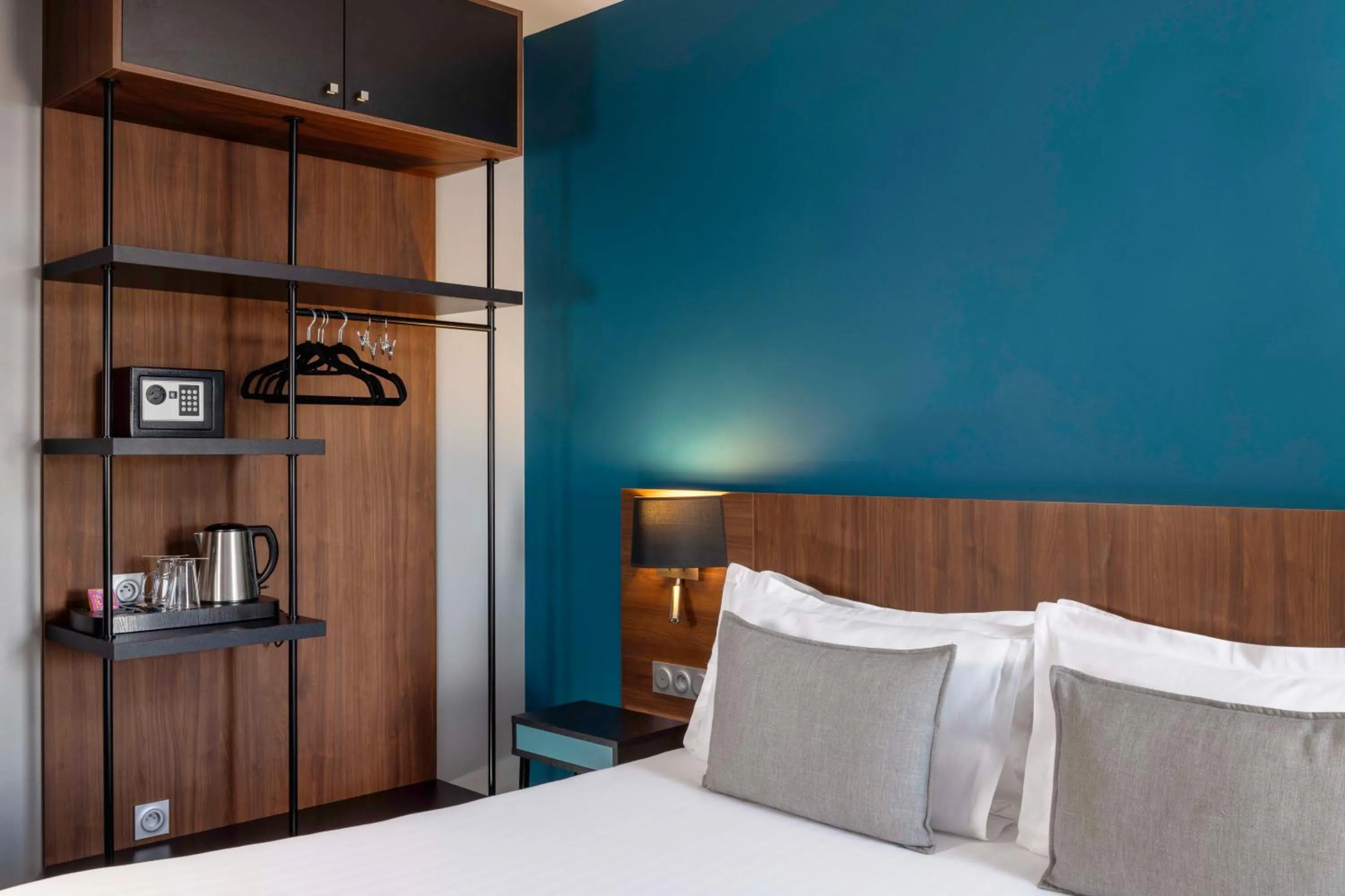 Bed in Montparnasse Alésia