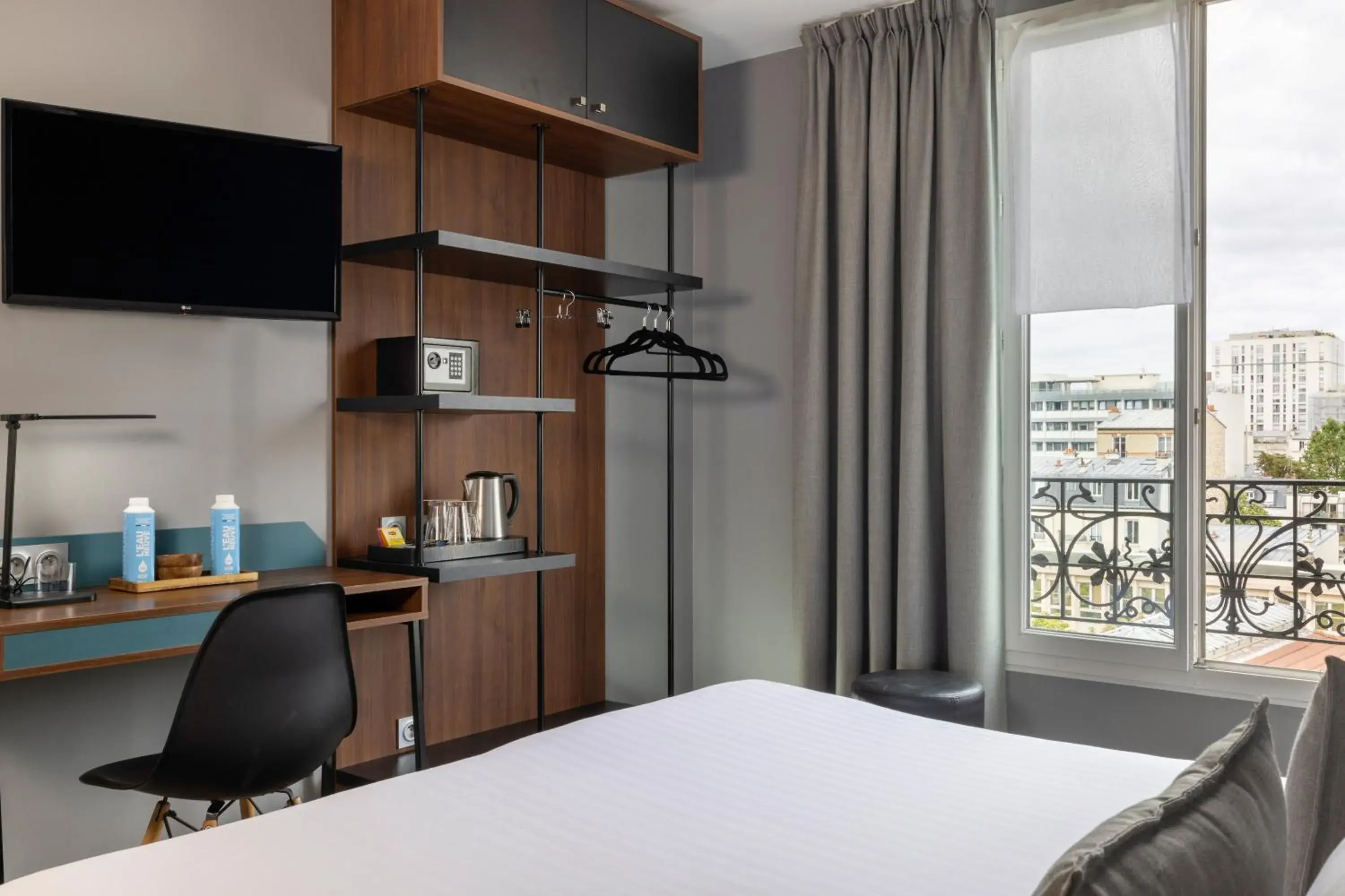 Bed in Montparnasse Alésia Bed in Montparnasse Alésia