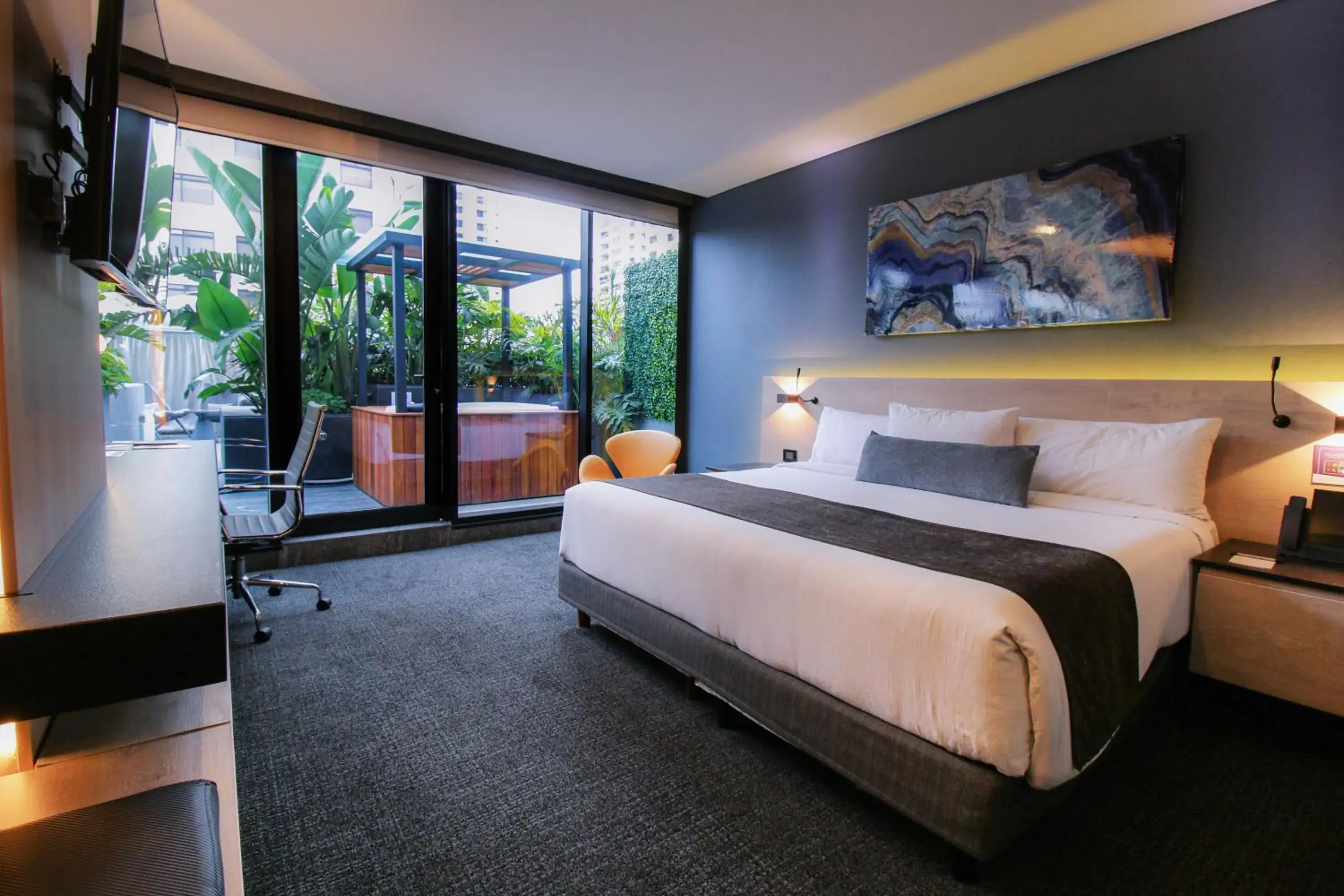 Bed in QUARTZ HOTEL & SPA Bed in QUARTZ HOTEL & SPA