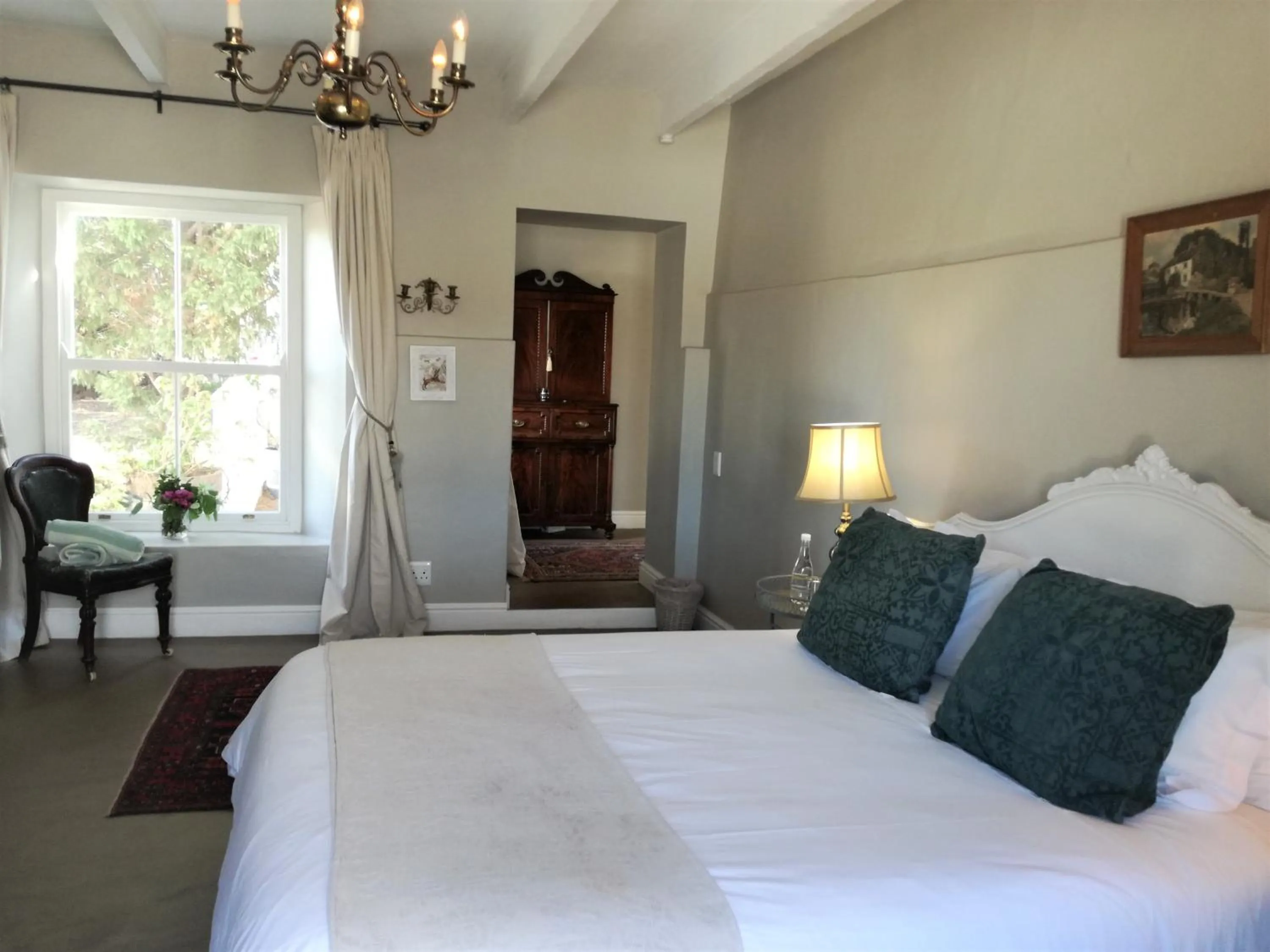 Photo of the whole room, Bed in Hawksmoor House