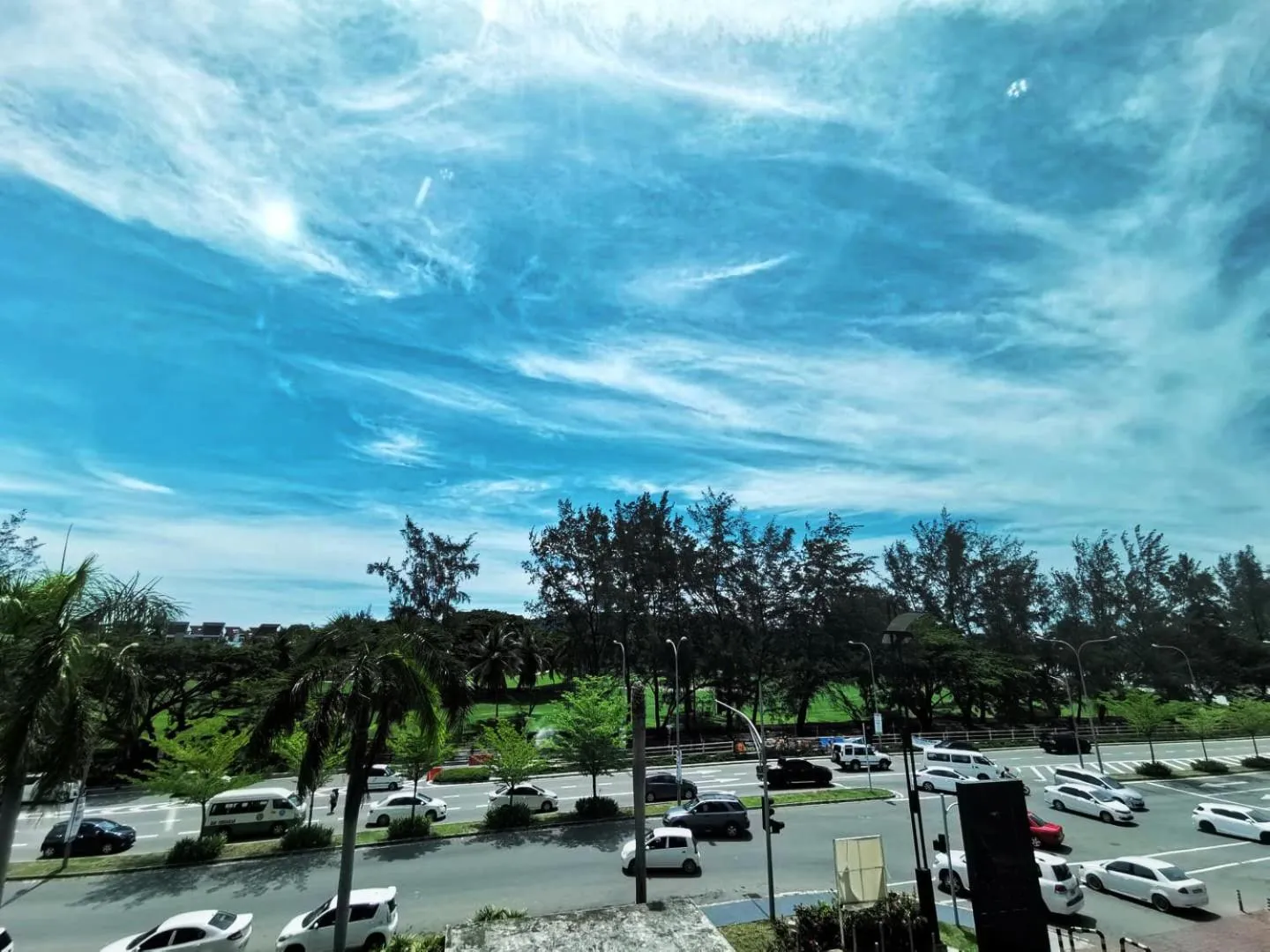 Communal lounge/ TV room in Oikos Poshtel