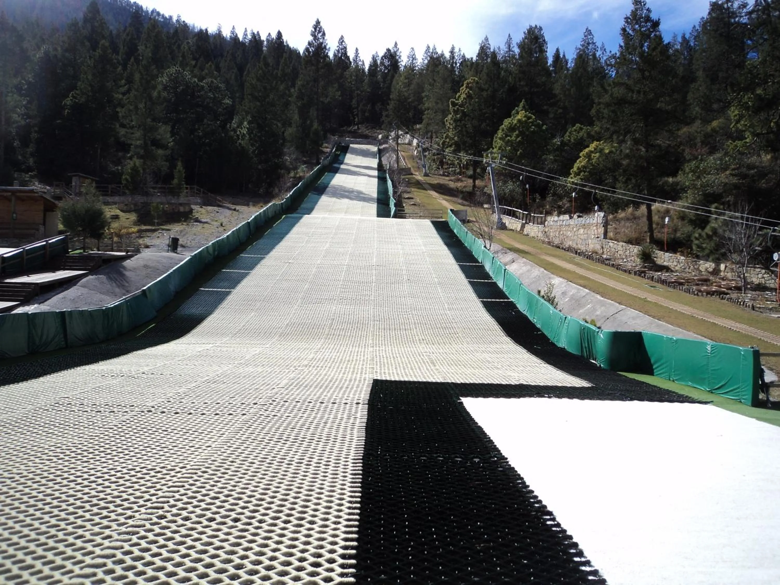 Ski School in Bosques de Monterreal