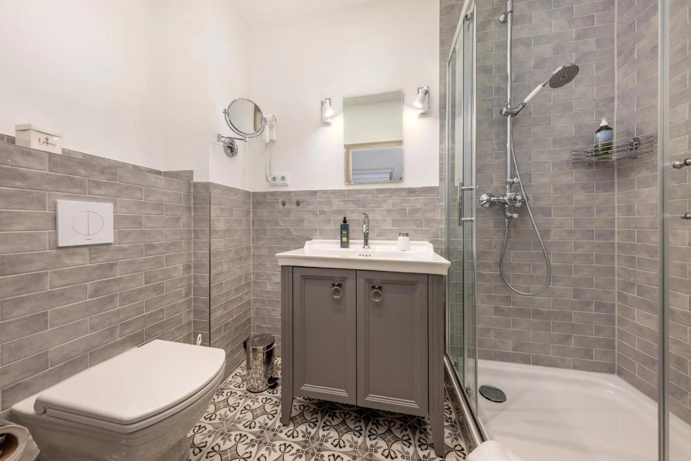 Shower in Strandhotel zur Promenade