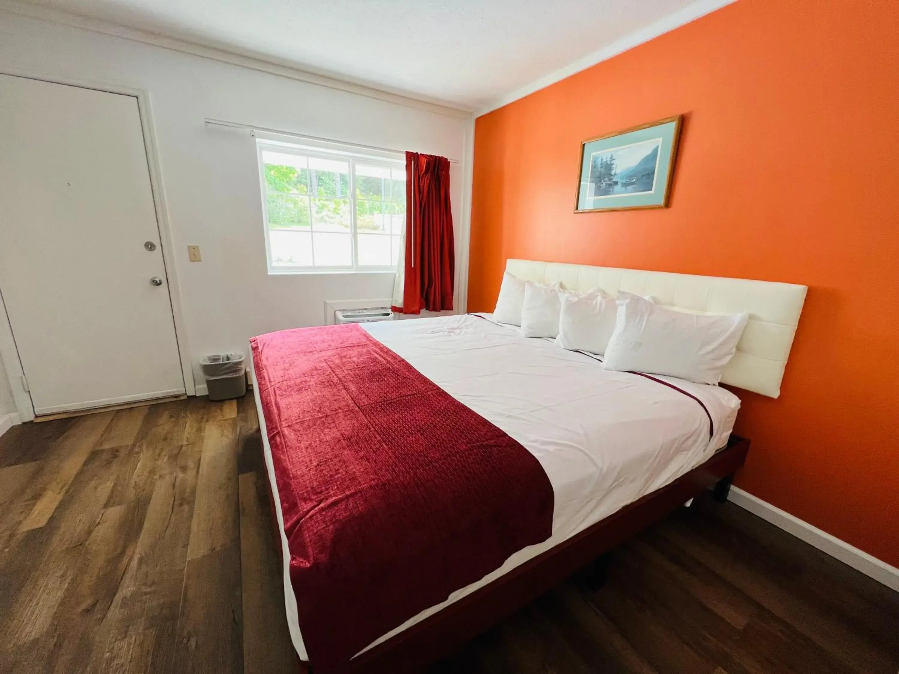 Standard Single Room in Colonel Williams Resort and Suites Standard Single Room in Colonel Williams Resort and Suites