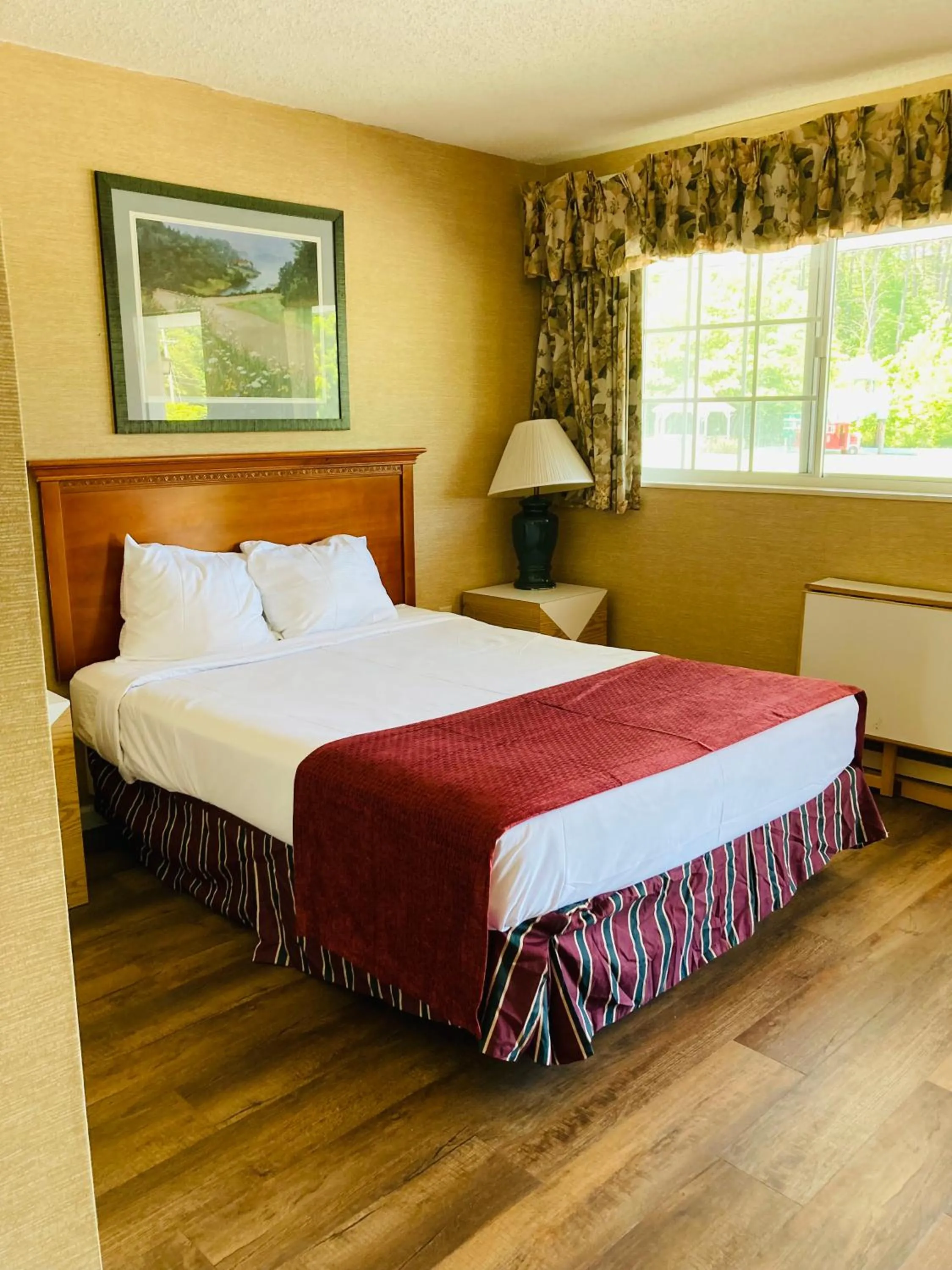 Bedroom, Bed in Colonel Williams Resort and Suites