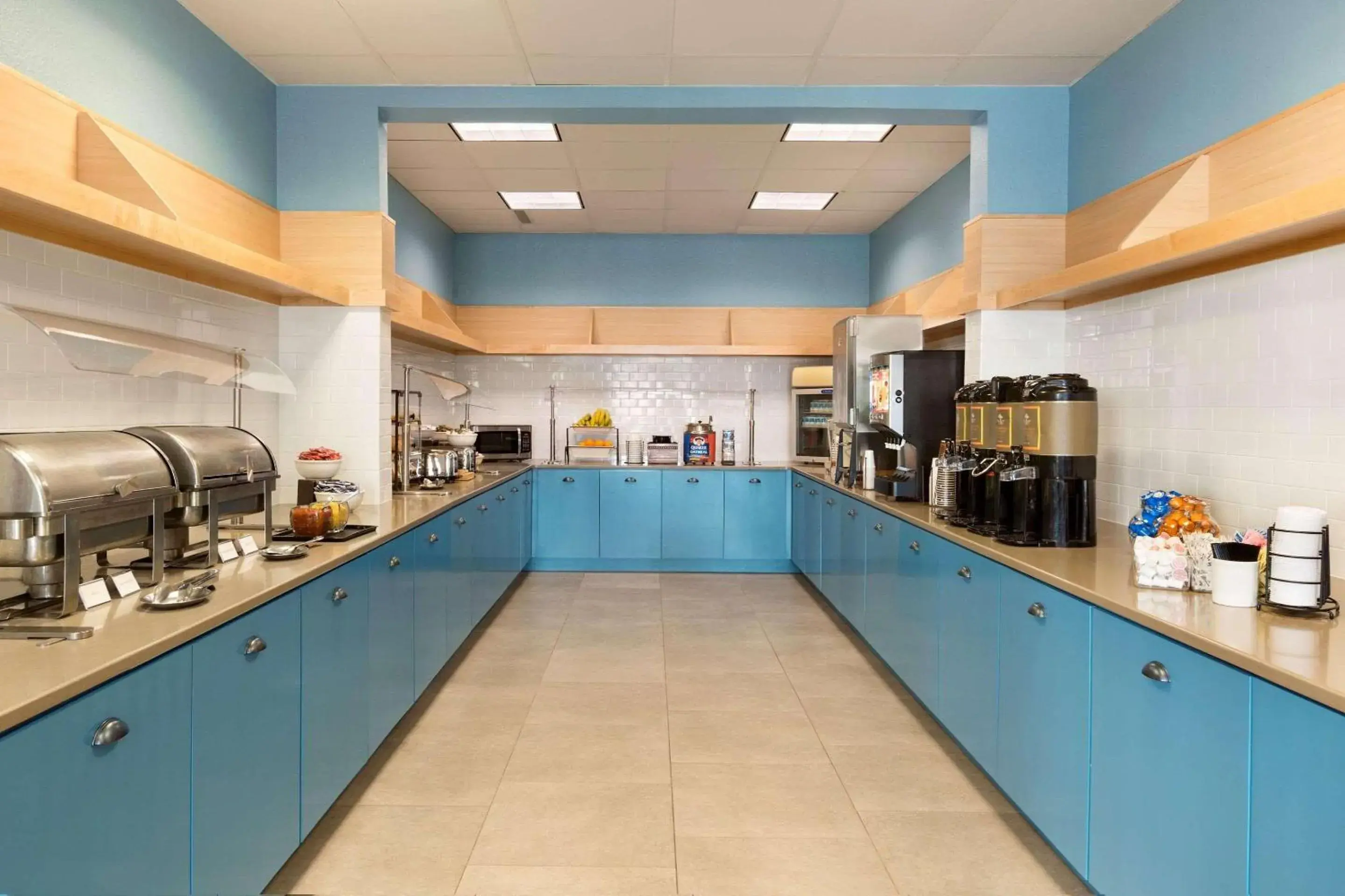 Breakfast in Country Inn & Suites by Radisson, Port Canaveral, FL Breakfast in Country Inn & Suites by Radisson, Port Canaveral, FL