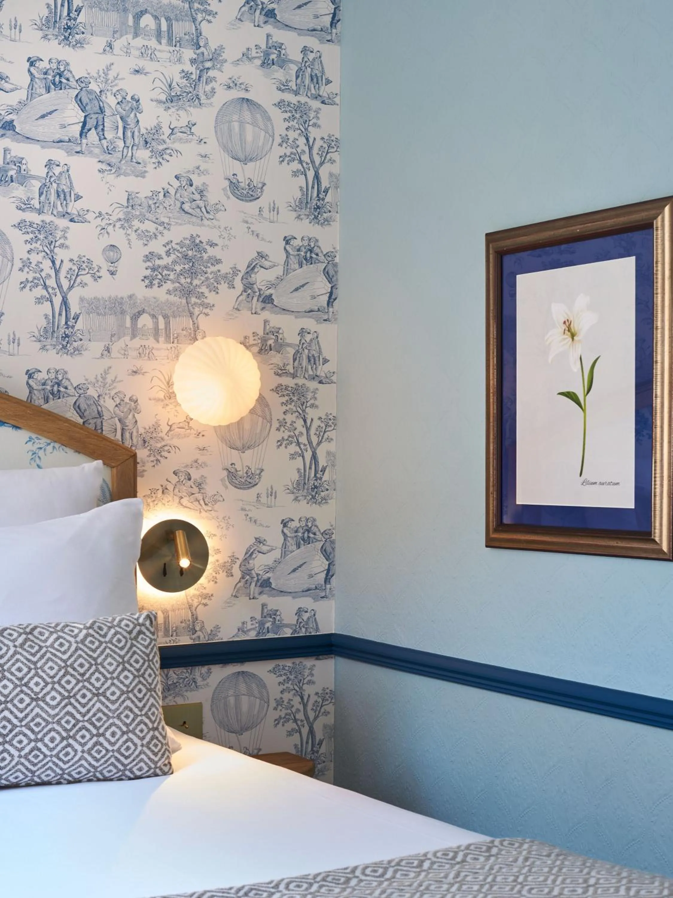 Decorative detail, Bed in Hotel de Neuve by Happyculture