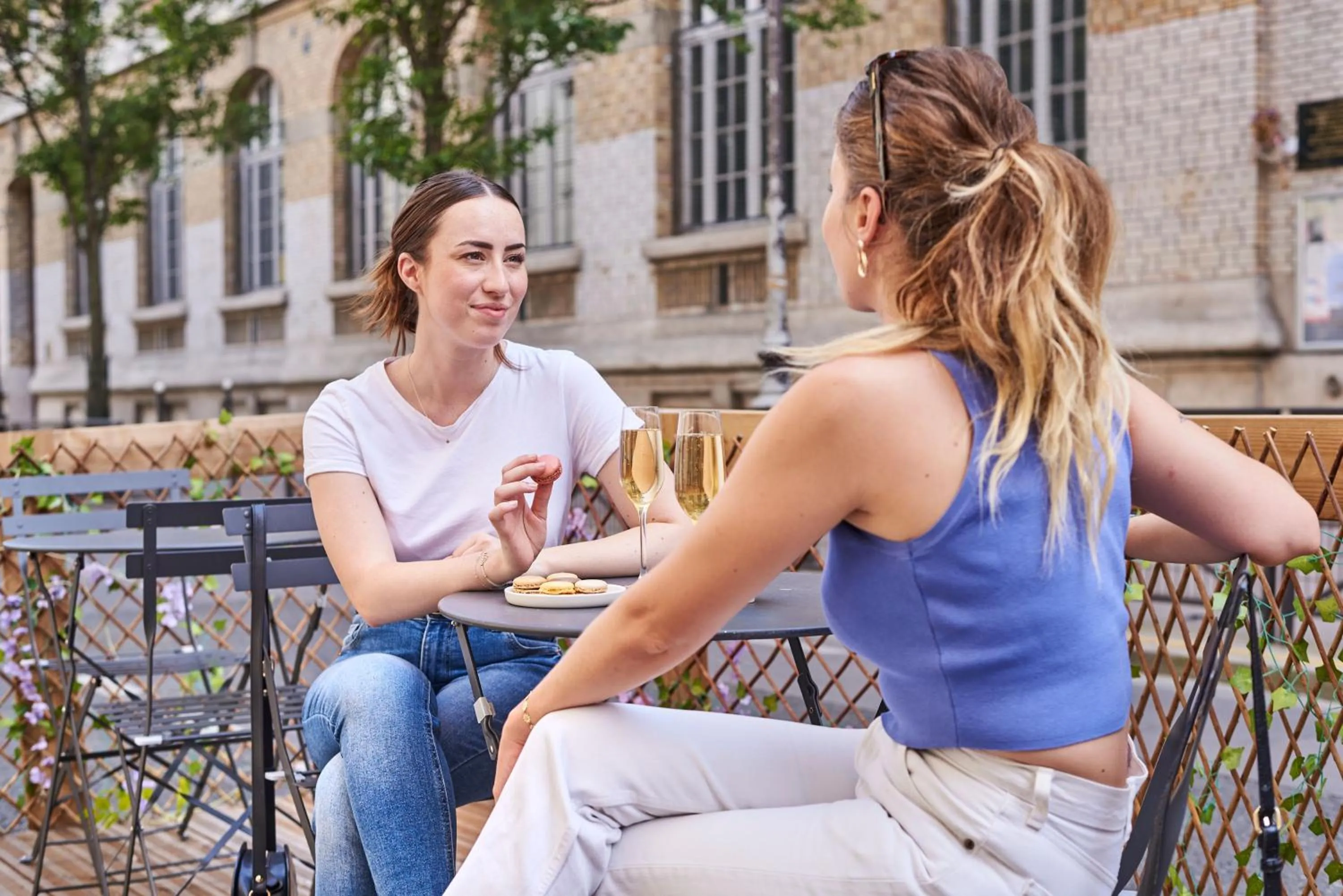 Patio in Hotel de Neuve by Happyculture